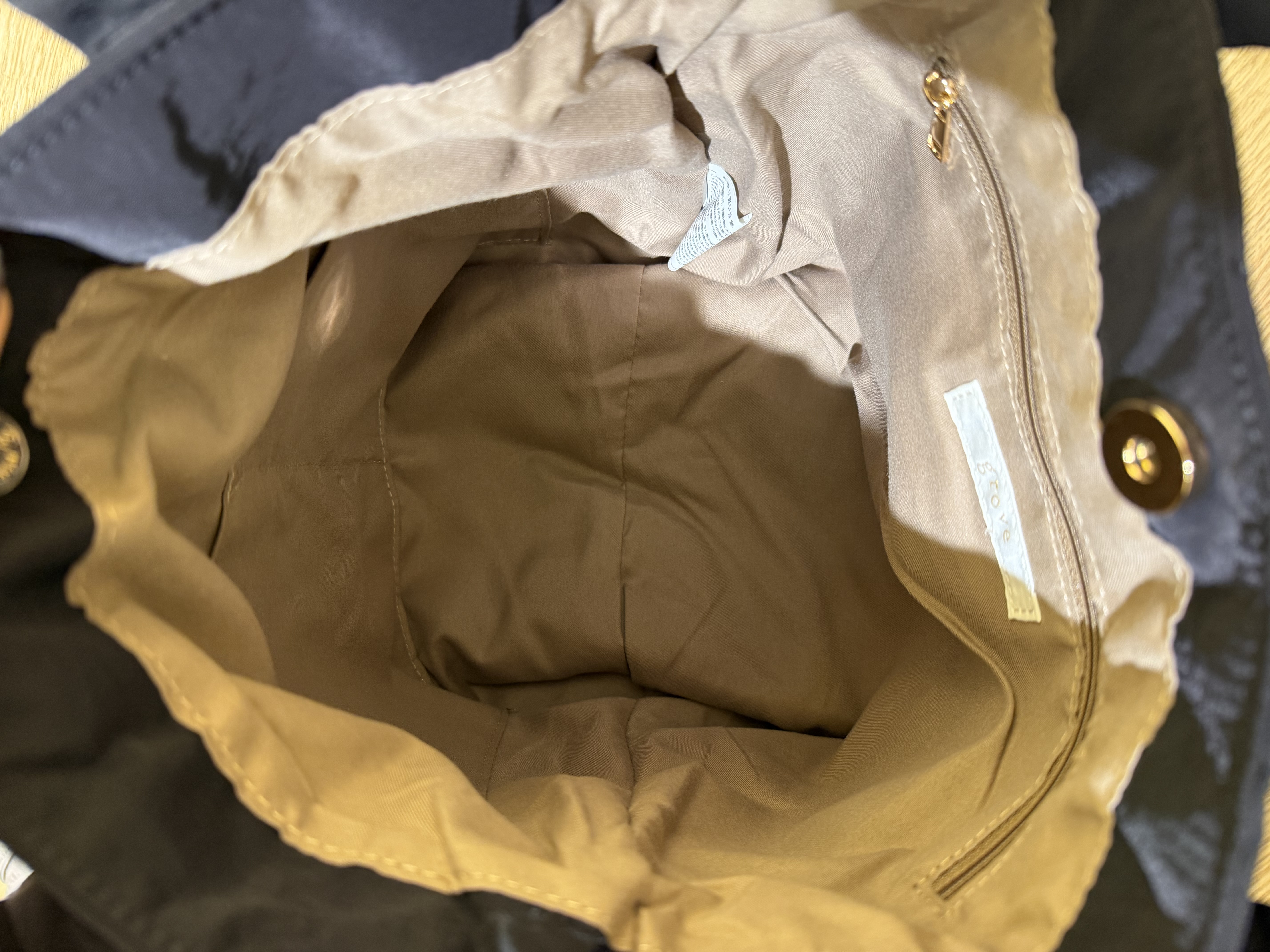 みーさんの「grove｜キルト変形2WAYトート」を使ったコーディネート