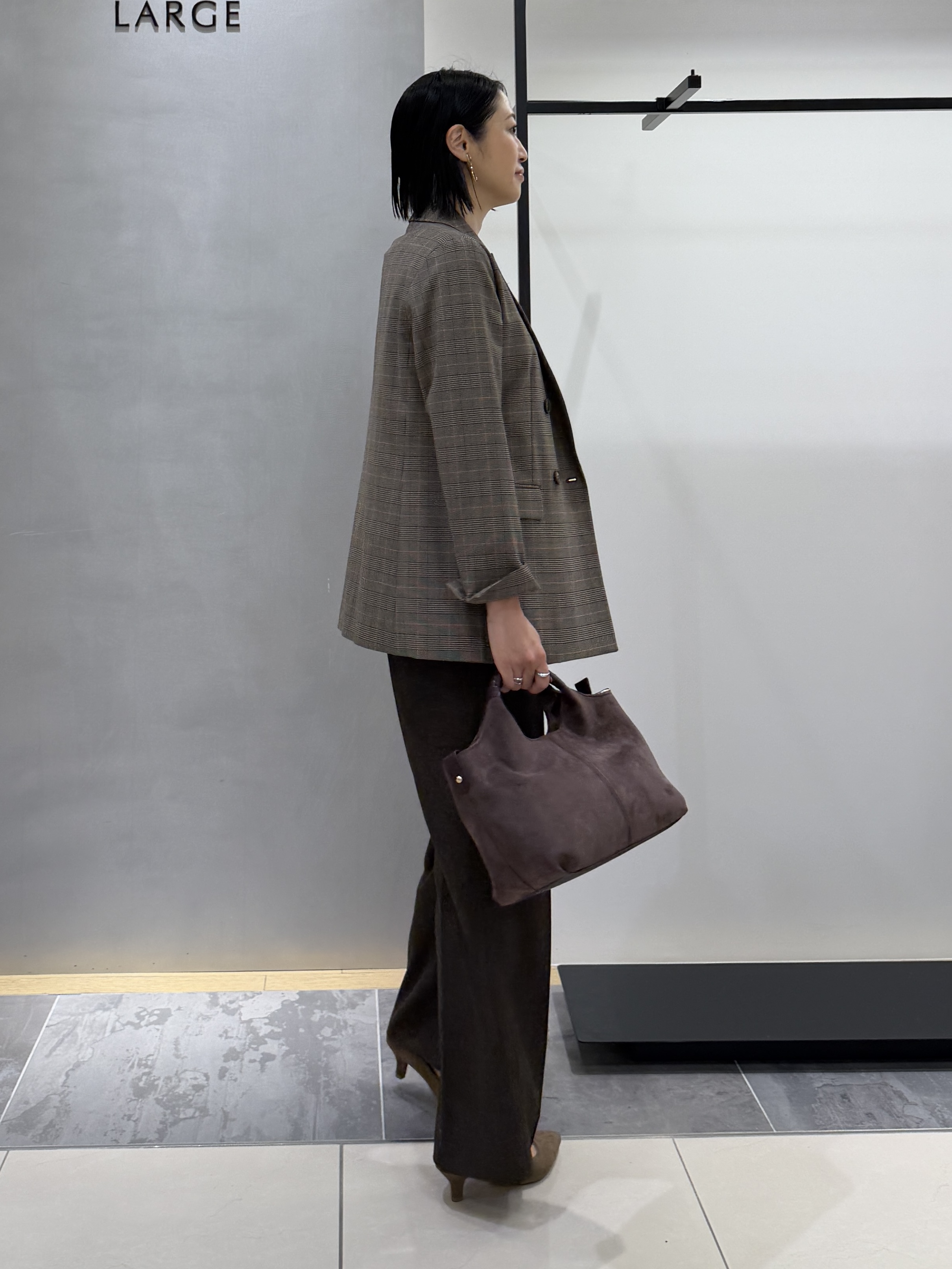 shihoさんの「INDIVI｜【洗濯機OK／ストレッチ◎】秋はじめのダブルジャケット」を使ったコーディネート