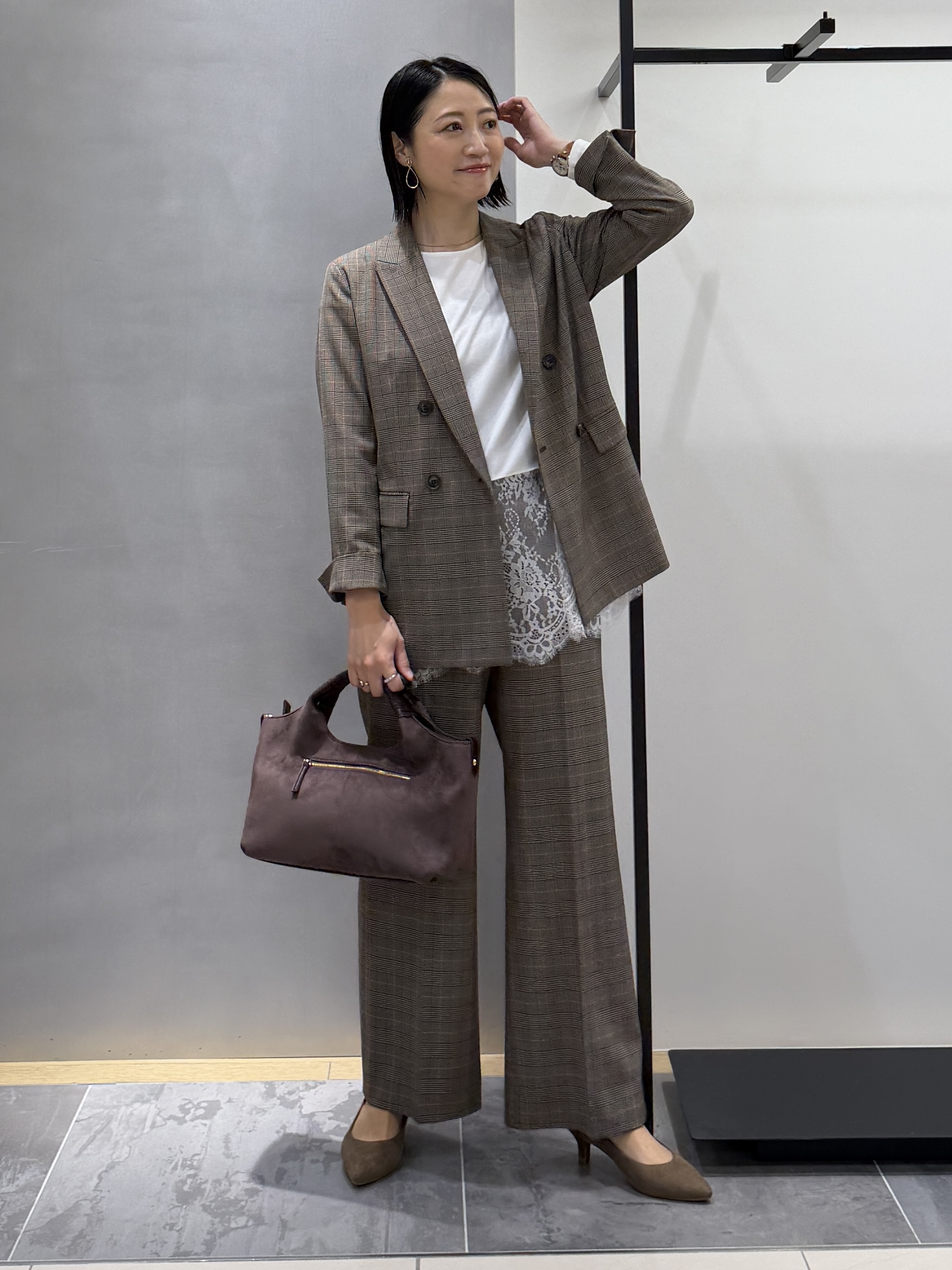 shihoさんの「INDIVI｜【洗濯機OK／ストレッチ◎】秋はじめのダブルジャケット」を使ったコーディネート