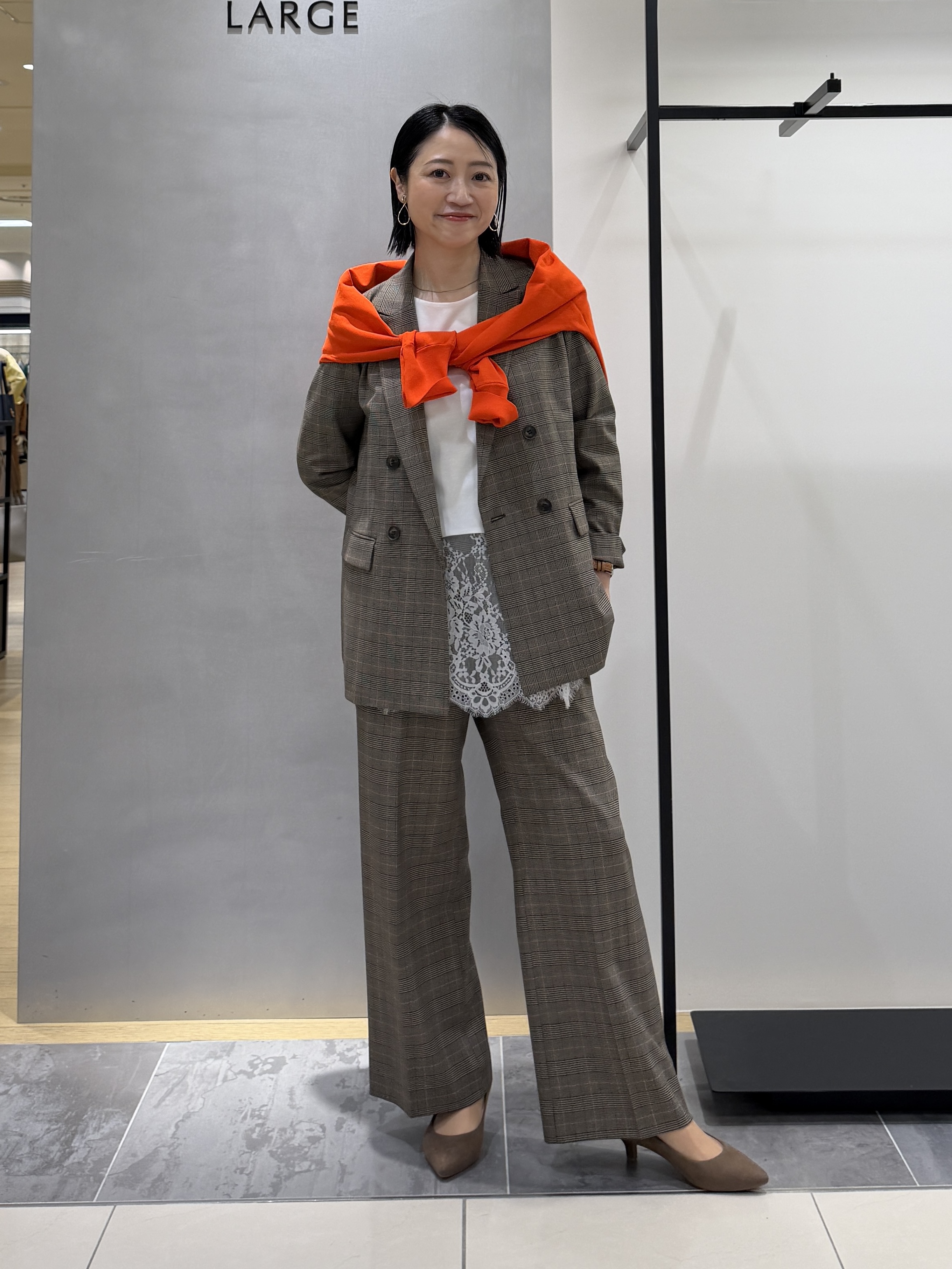 shihoさんの「INDIVI｜【洗濯機OK／ストレッチ◎】秋はじめのダブルジャケット」を使ったコーディネート
