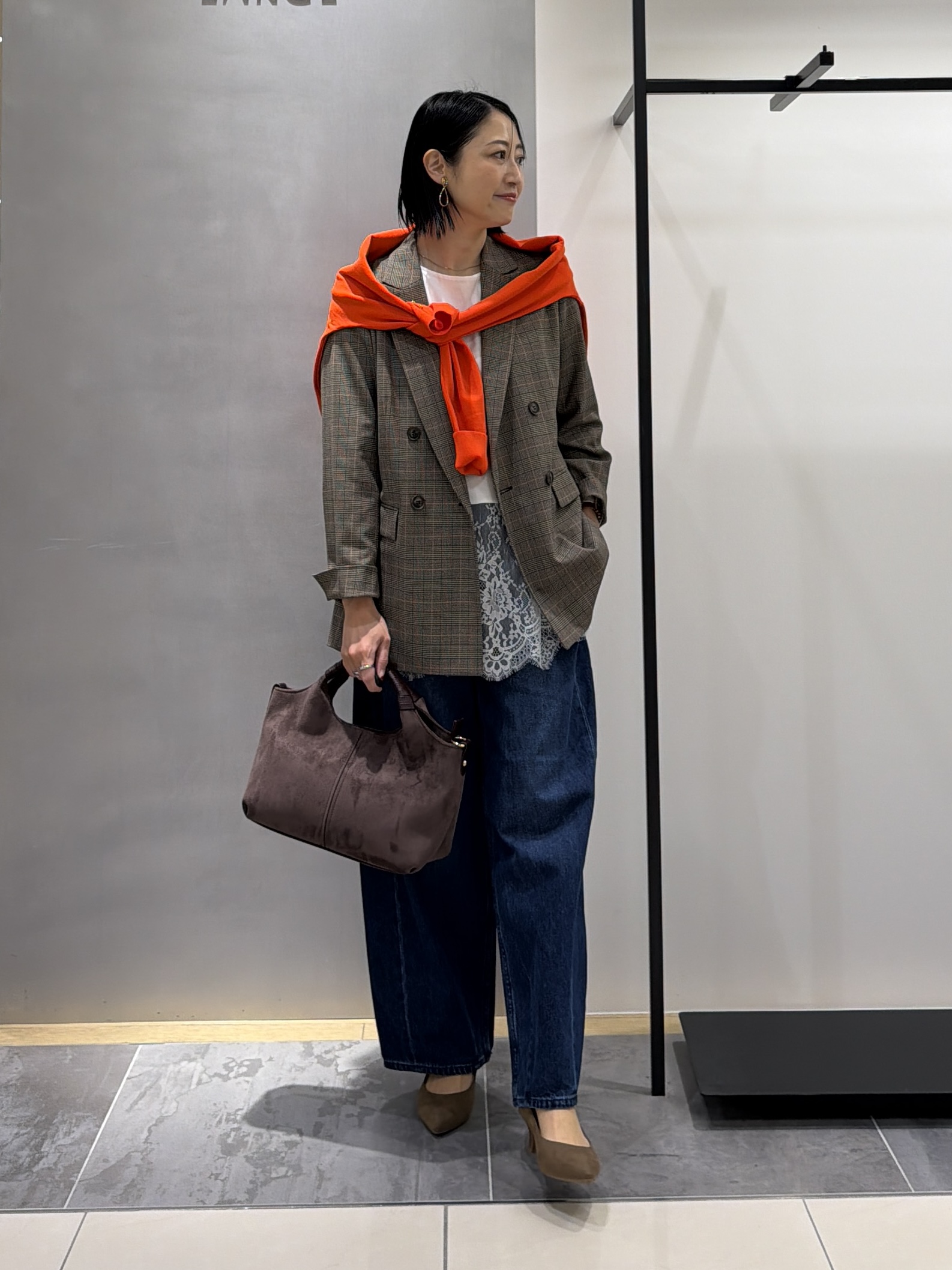 shihoさんの「INDIVI｜【洗濯機OK／ストレッチ◎】秋はじめのダブルジャケット」を使ったコーディネート