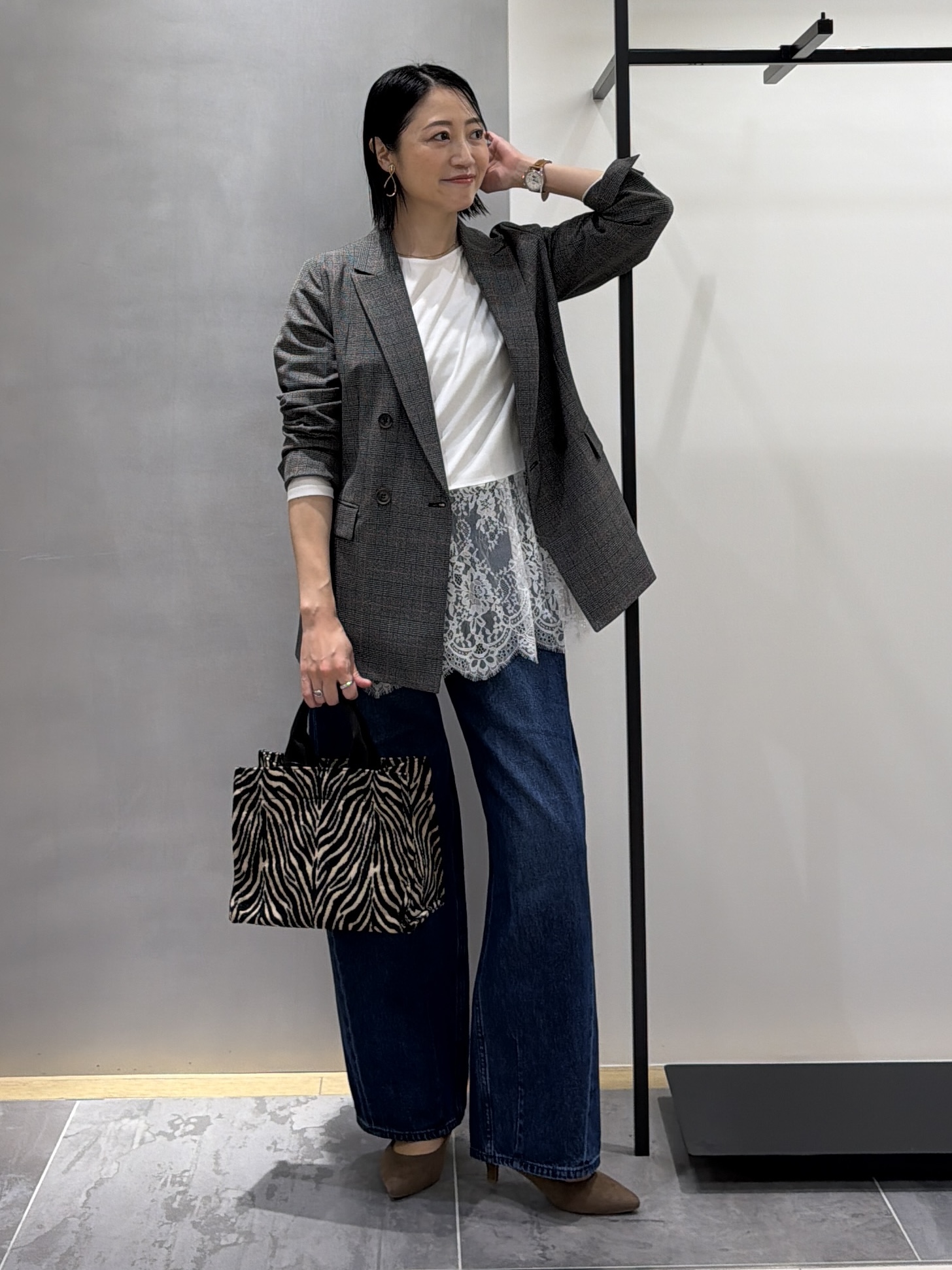 shihoさんの「INDIVI｜【洗濯機OK／ストレッチ◎】秋はじめのダブルジャケット」を使ったコーディネート
