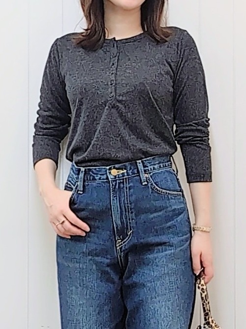 itoさんの「Dessin｜ドルマンスリーブ シアーシャツブルゾン」を使ったコーディネート