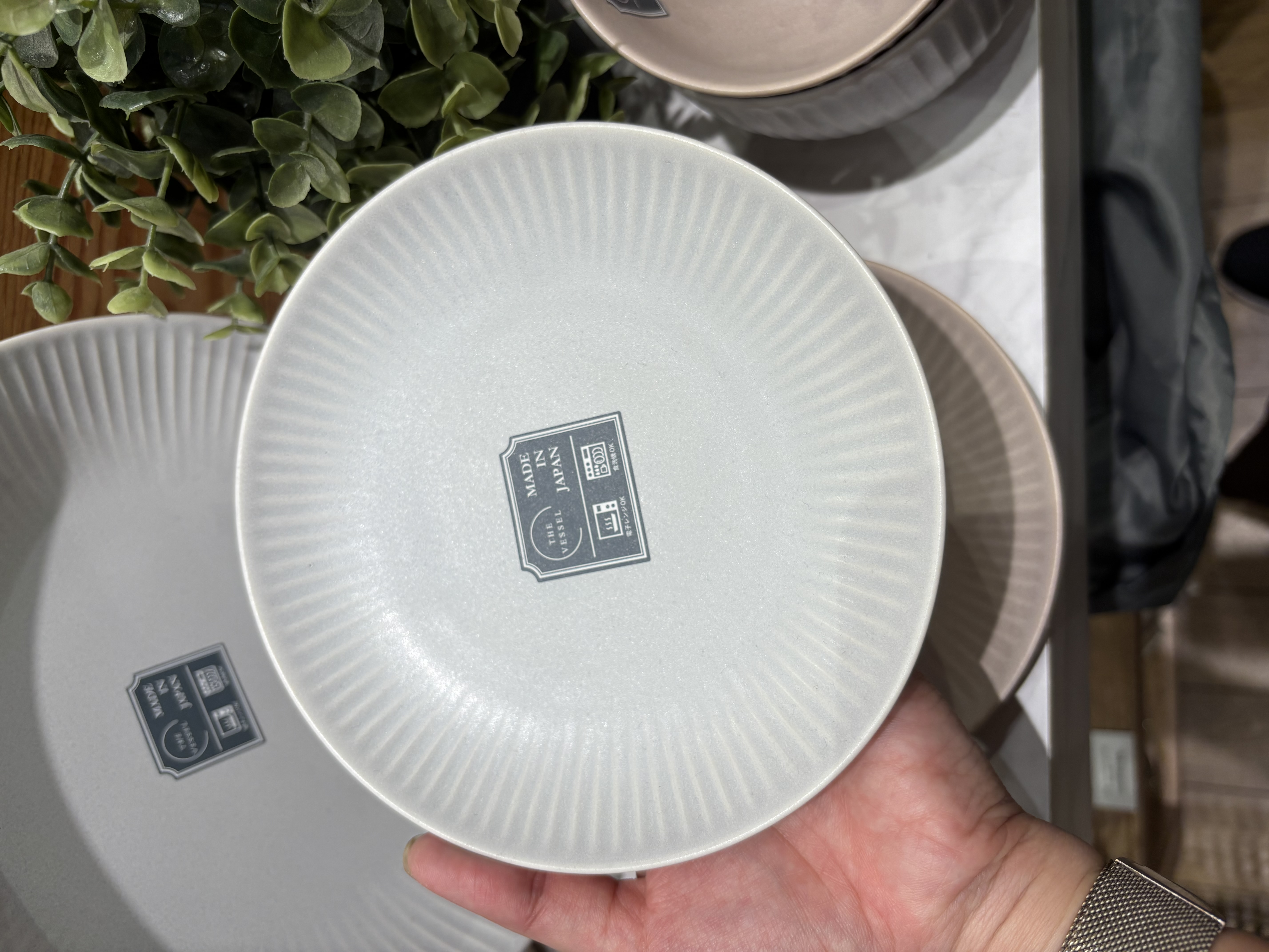 knさんの「212 KITCHEN STORE｜軽量スープマグカップ サーモンピンク ＜THE VESSEL ザ・ヴェセル＞」を使ったコーディネート