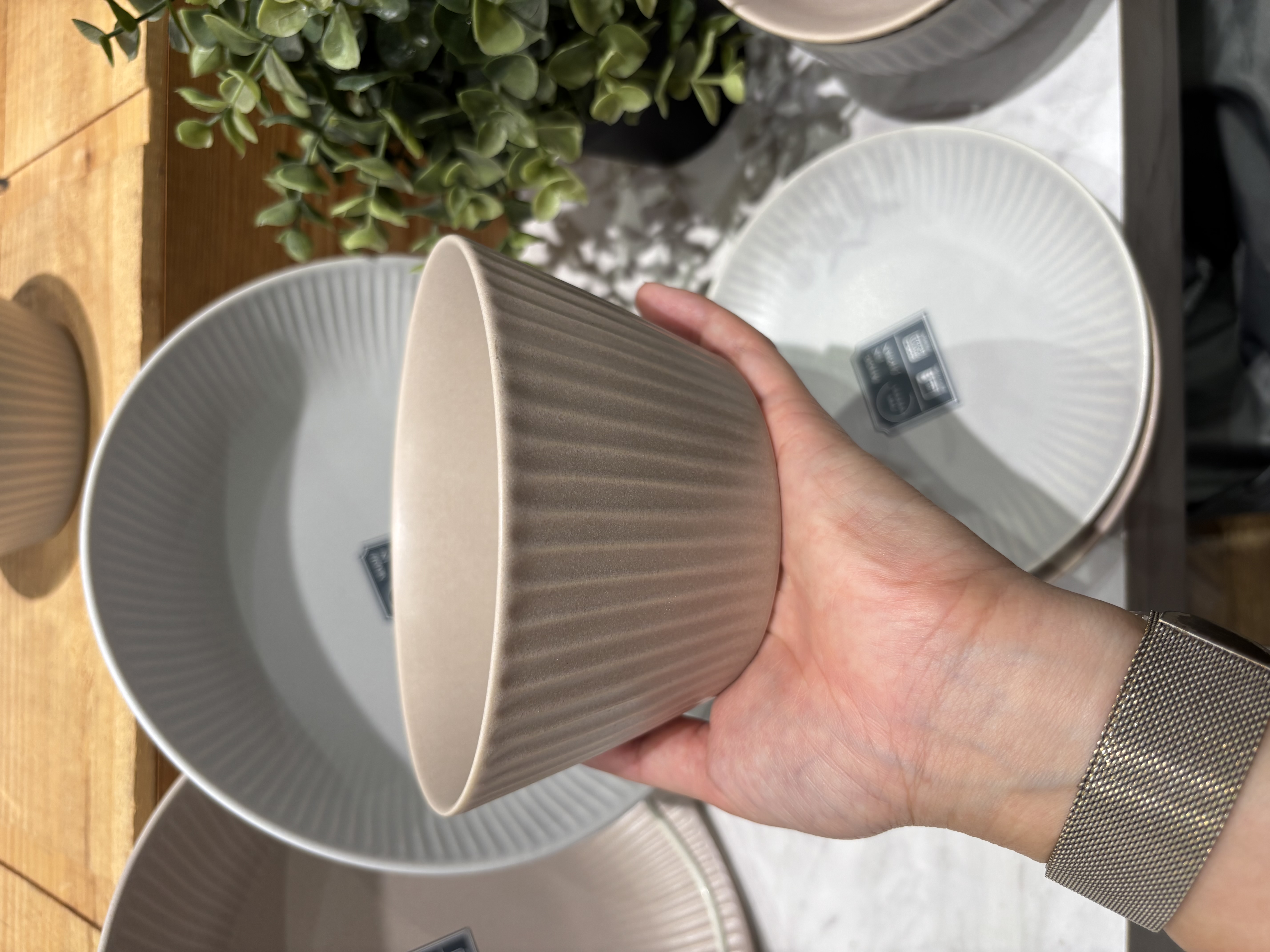 knさんの「212 KITCHEN STORE｜軽量スープマグカップ サーモンピンク ＜THE VESSEL ザ・ヴェセル＞」を使ったコーディネート