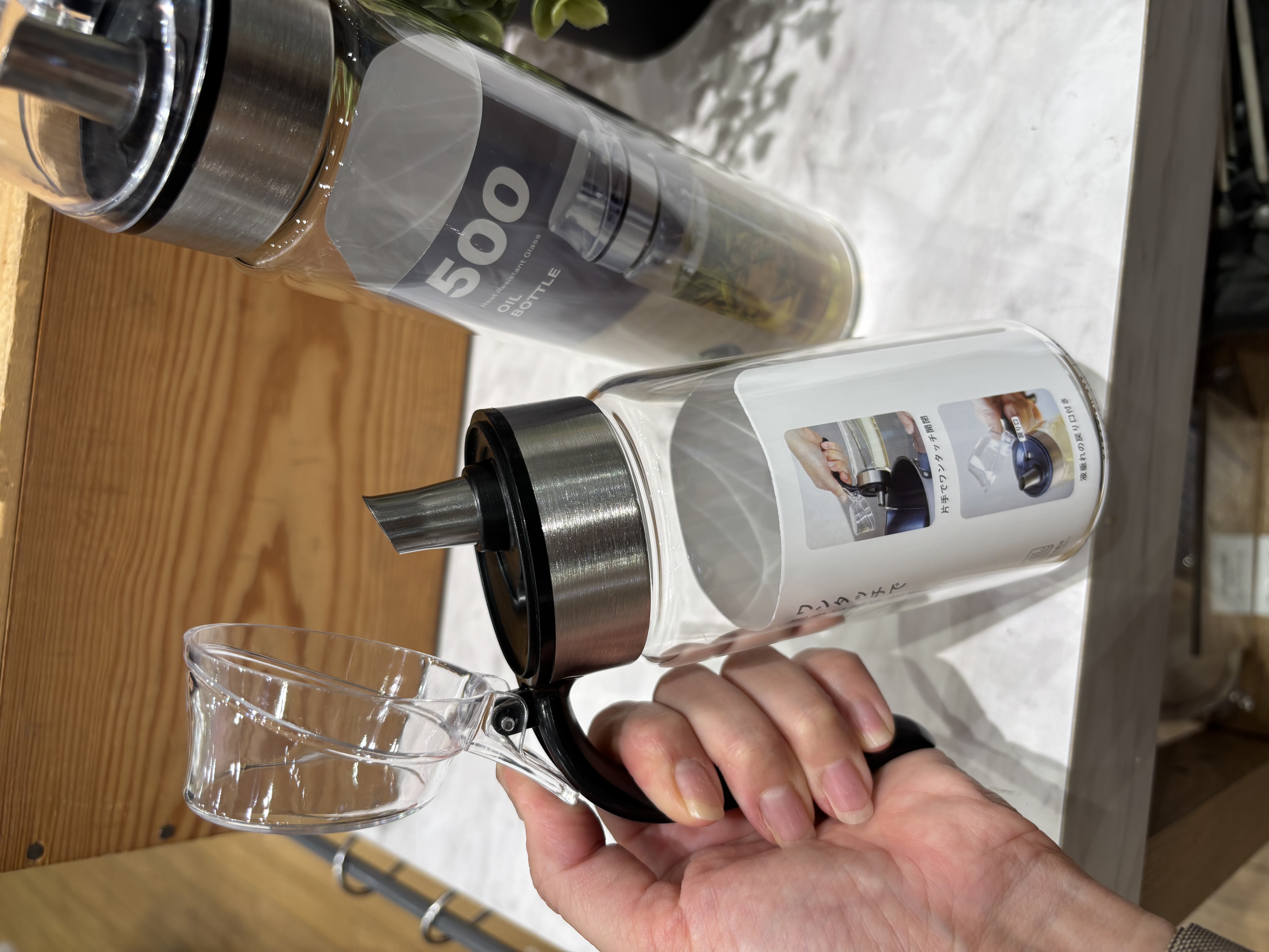 knさんの「212 KITCHEN STORE｜耐熱ガラスオイルボトル M ＜atomico アトミコ＞」を使ったコーディネート