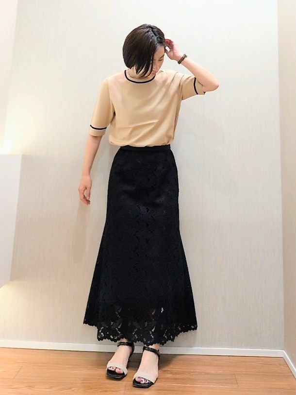 ミズタさんの「UNTITLED｜【アンサンブル可/きれいめ/通勤】コンパクト5分袖ニット」を使ったコーディネート