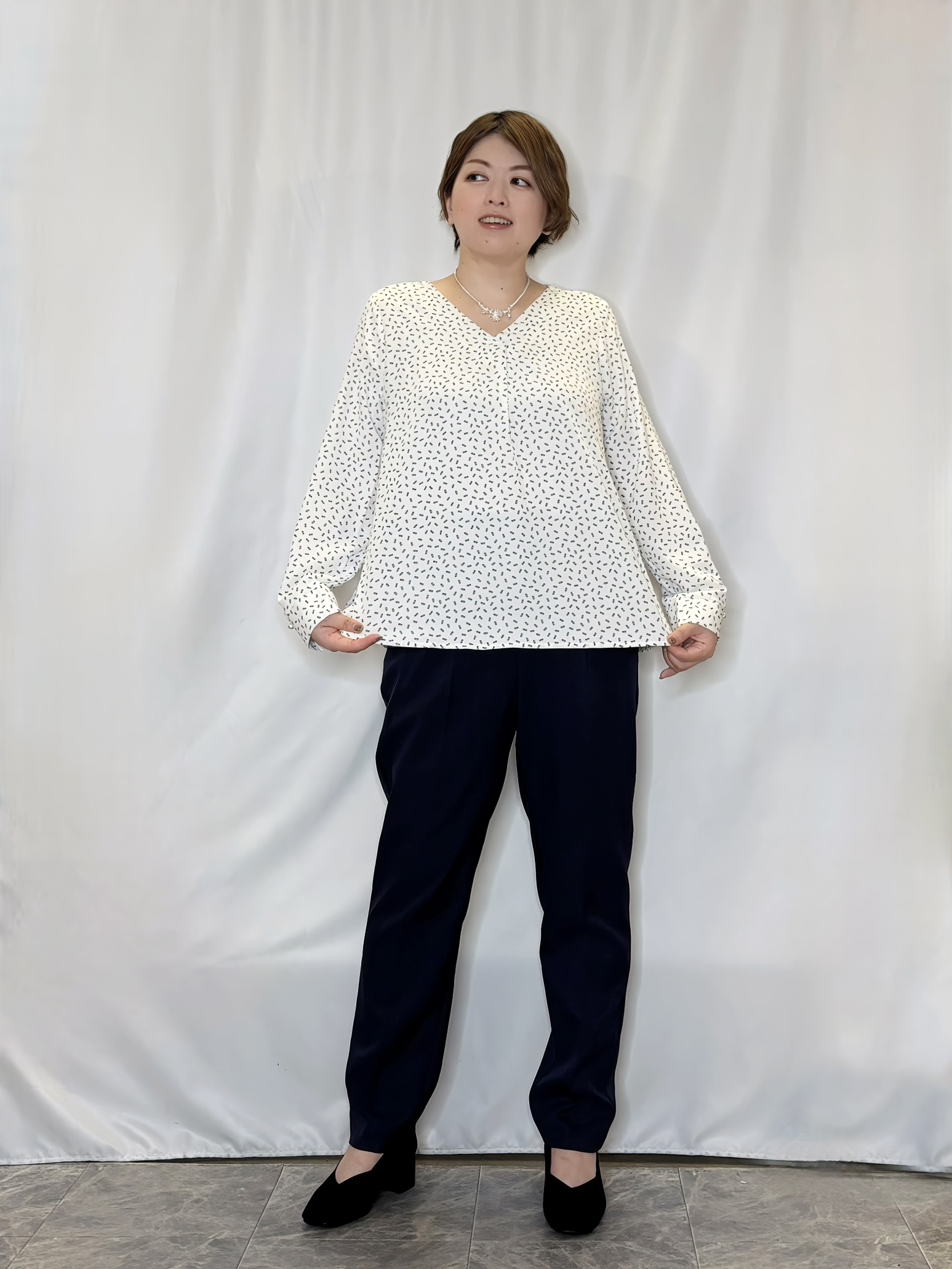 たみさんの「SHOO･LA･RUE｜【セットアップ可/通勤/洗濯機可/SS-LL】女性らしく決まる カラーレスジャケット」を使ったコーディネート
