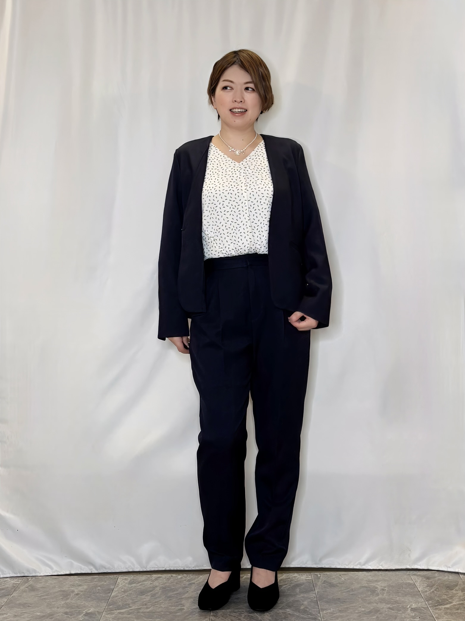 たみさんの「SHOO･LA･RUE｜【セットアップ可/通勤/洗濯機可/SS-LL】女性らしく決まる カラーレスジャケット」を使ったコーディネート
