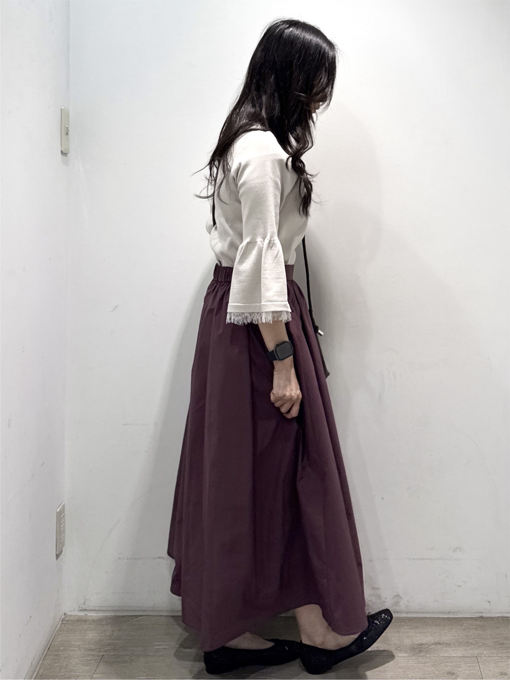 yuicciさんの「OPAQUE.CLIP｜【UVケア】フレアスリーブニット／袖口レースアソート《洗濯機OK／遮熱性》」を使ったコーディネート