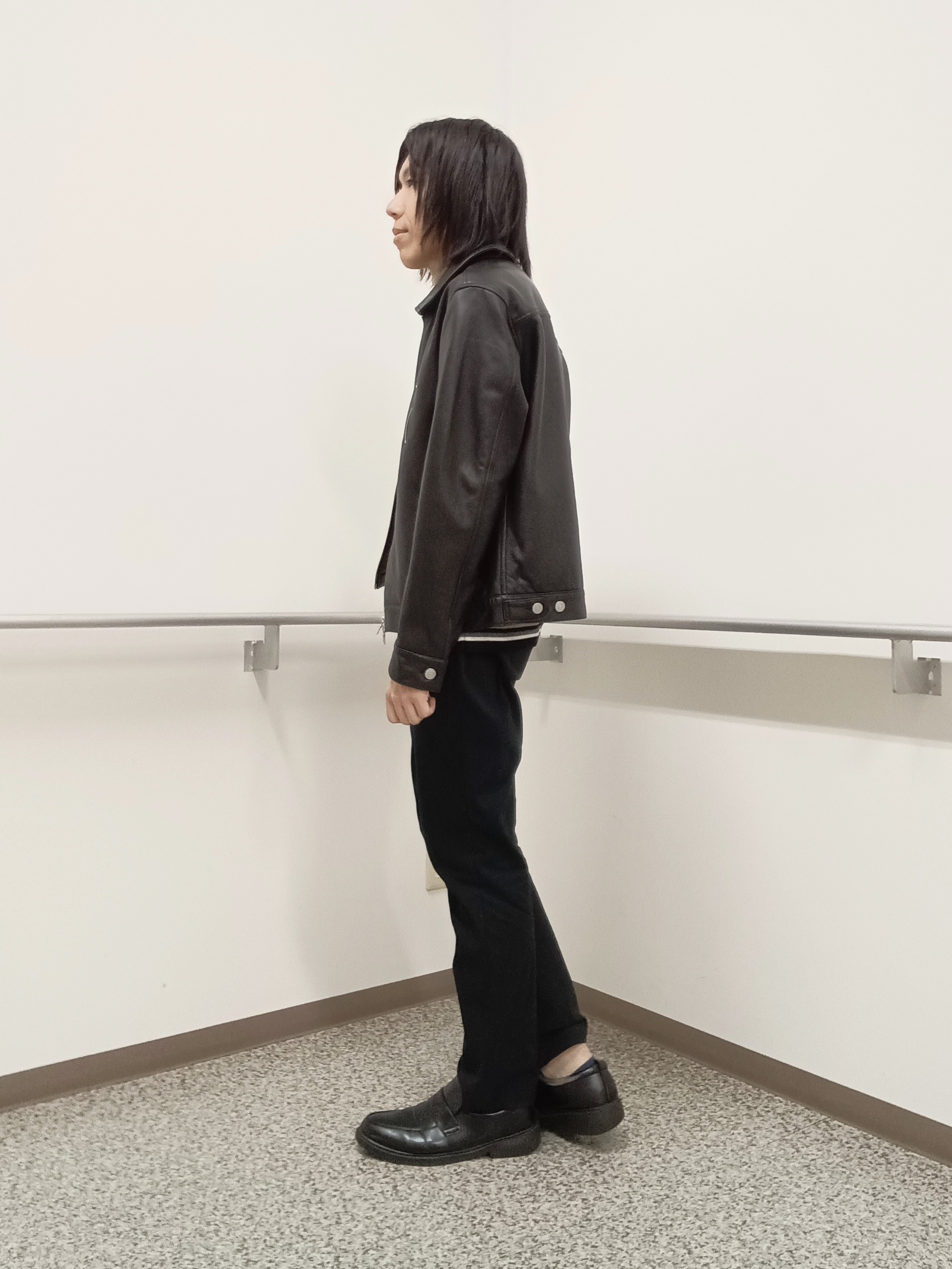 moritaさんの「TAKEO KIKUCHI｜【BOWLER HAT LABEL】シングルレザーライダースジャケット」を使ったコーディネート