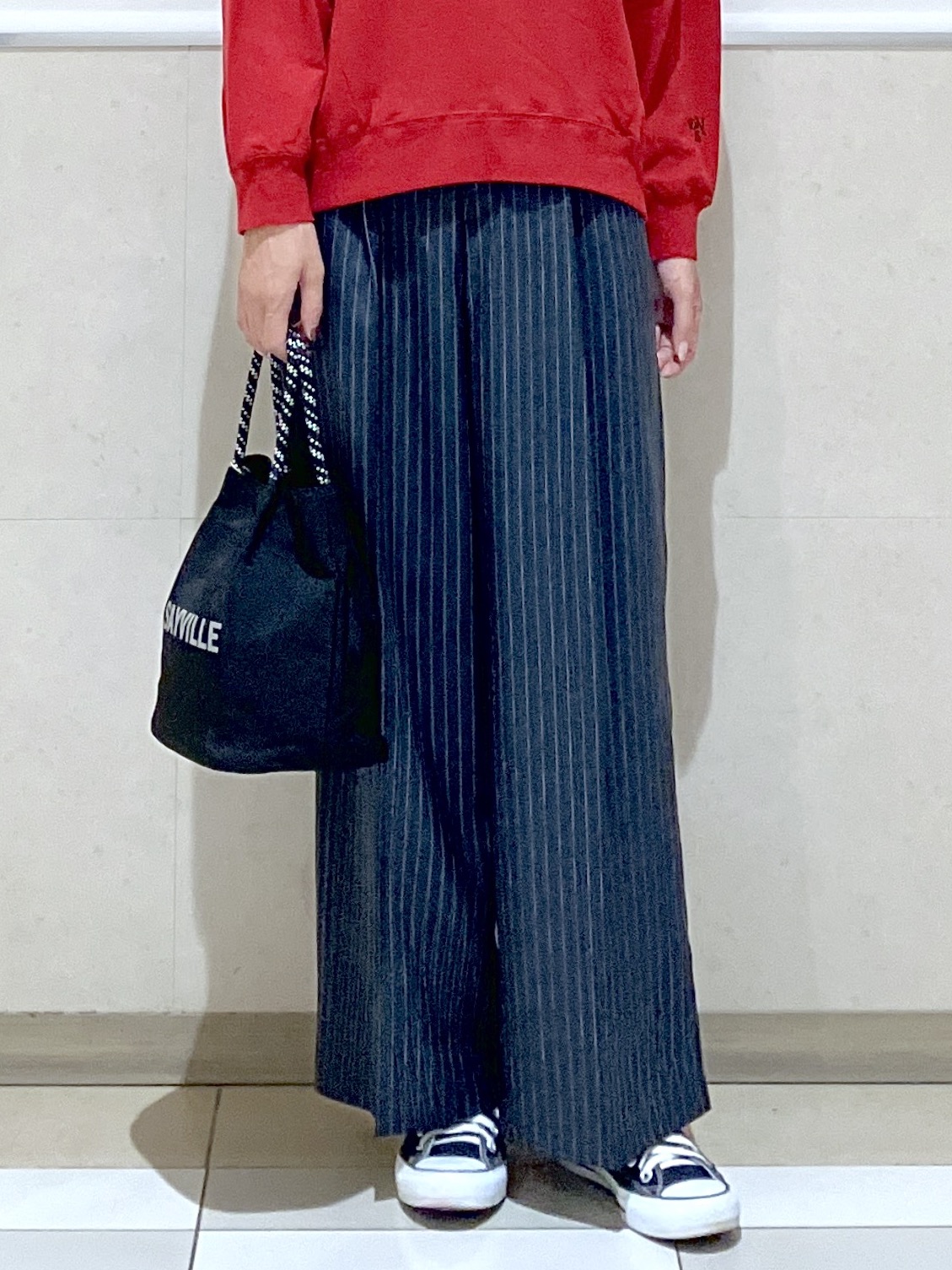 eriko さんの「Dessin｜【洗える/6色展開】フォルムスリーブミニ裏毛 プルオーバー」を使ったコーディネート