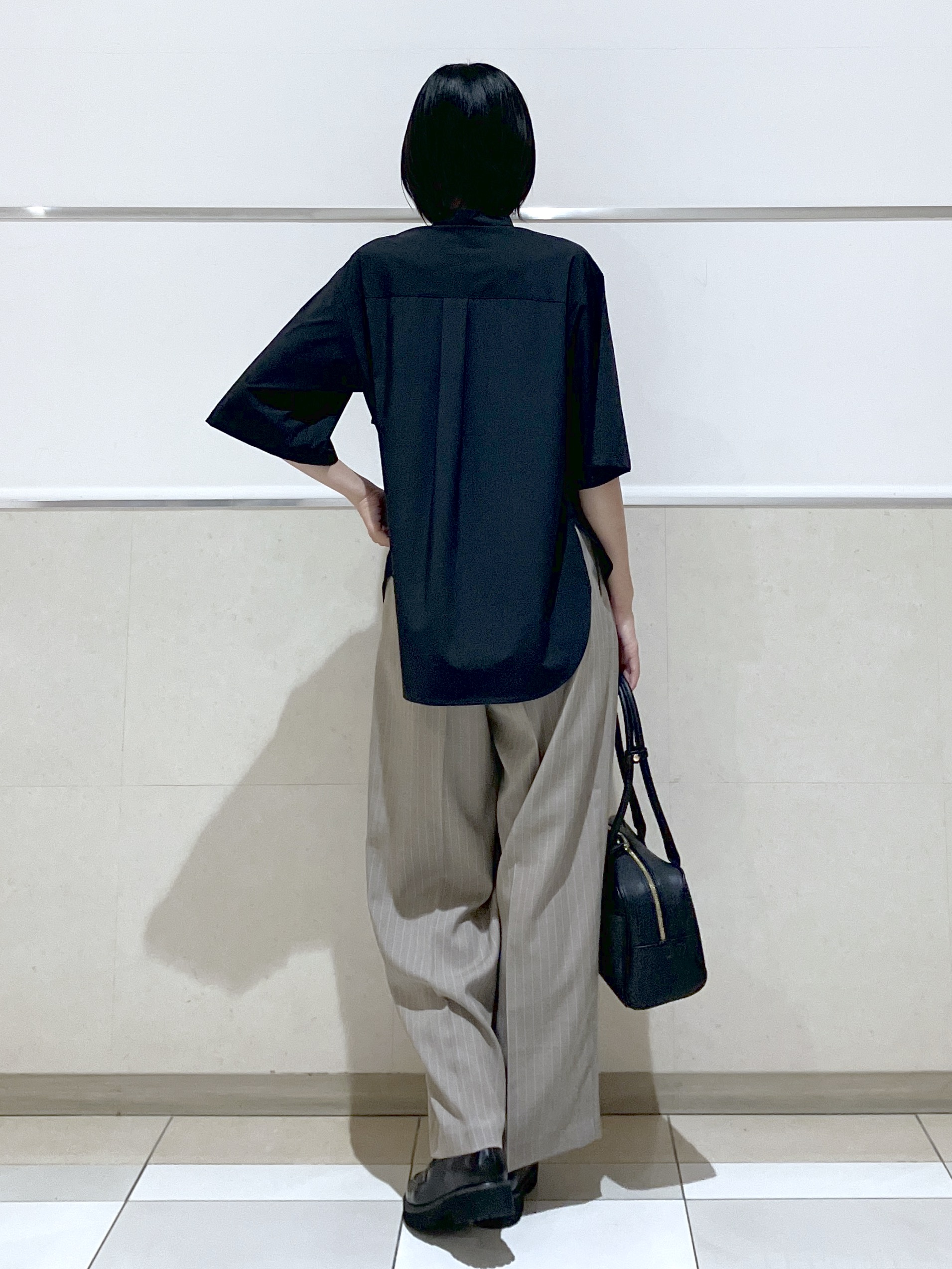 eriko さんの「Dessin｜【UV/撥水/洗濯機OK】多機能素材バンドカラーシャツ」を使ったコーディネート