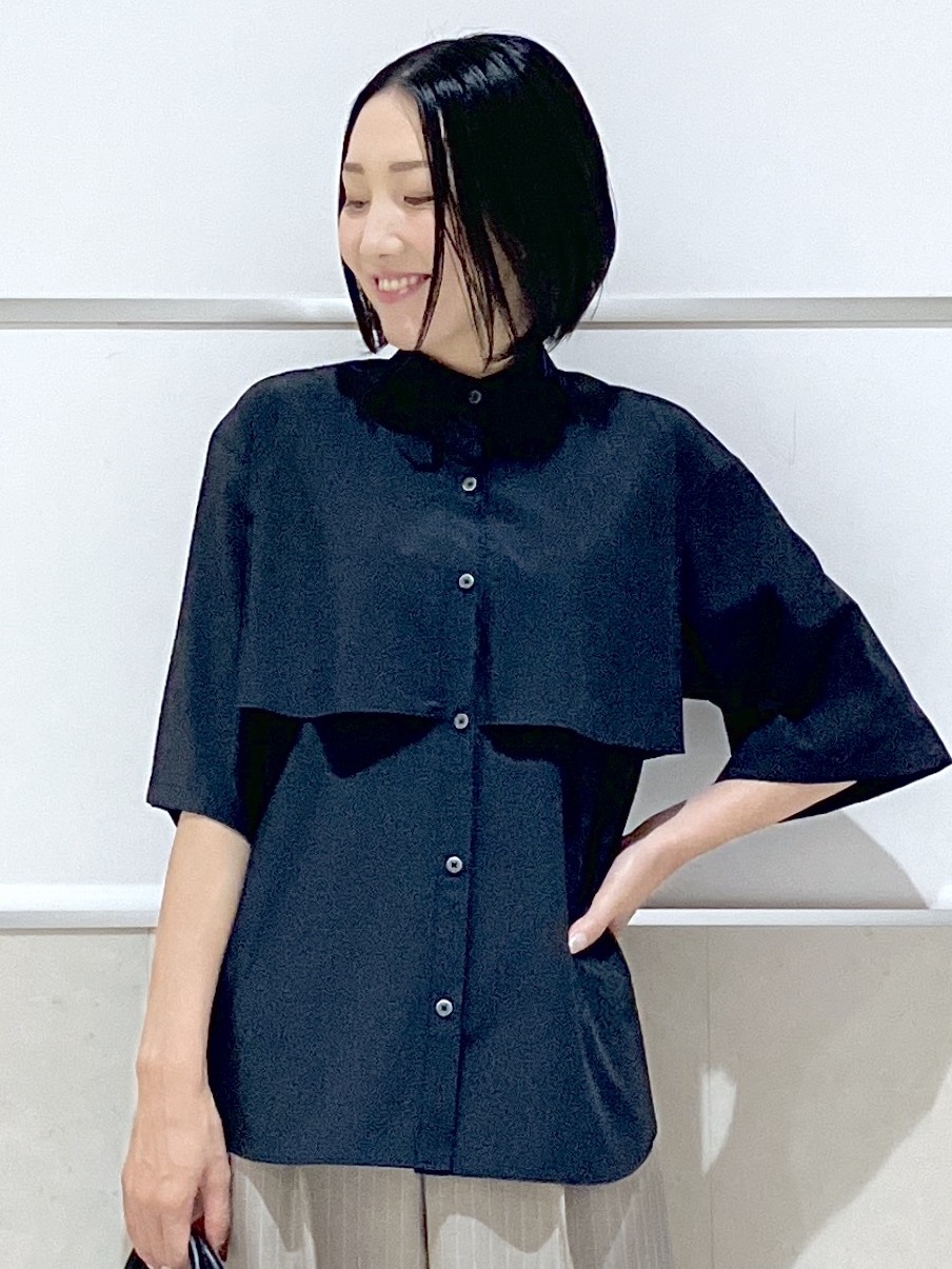 eriko さんの「Dessin｜【UV/撥水/洗濯機OK】多機能素材バンドカラーシャツ」を使ったコーディネート