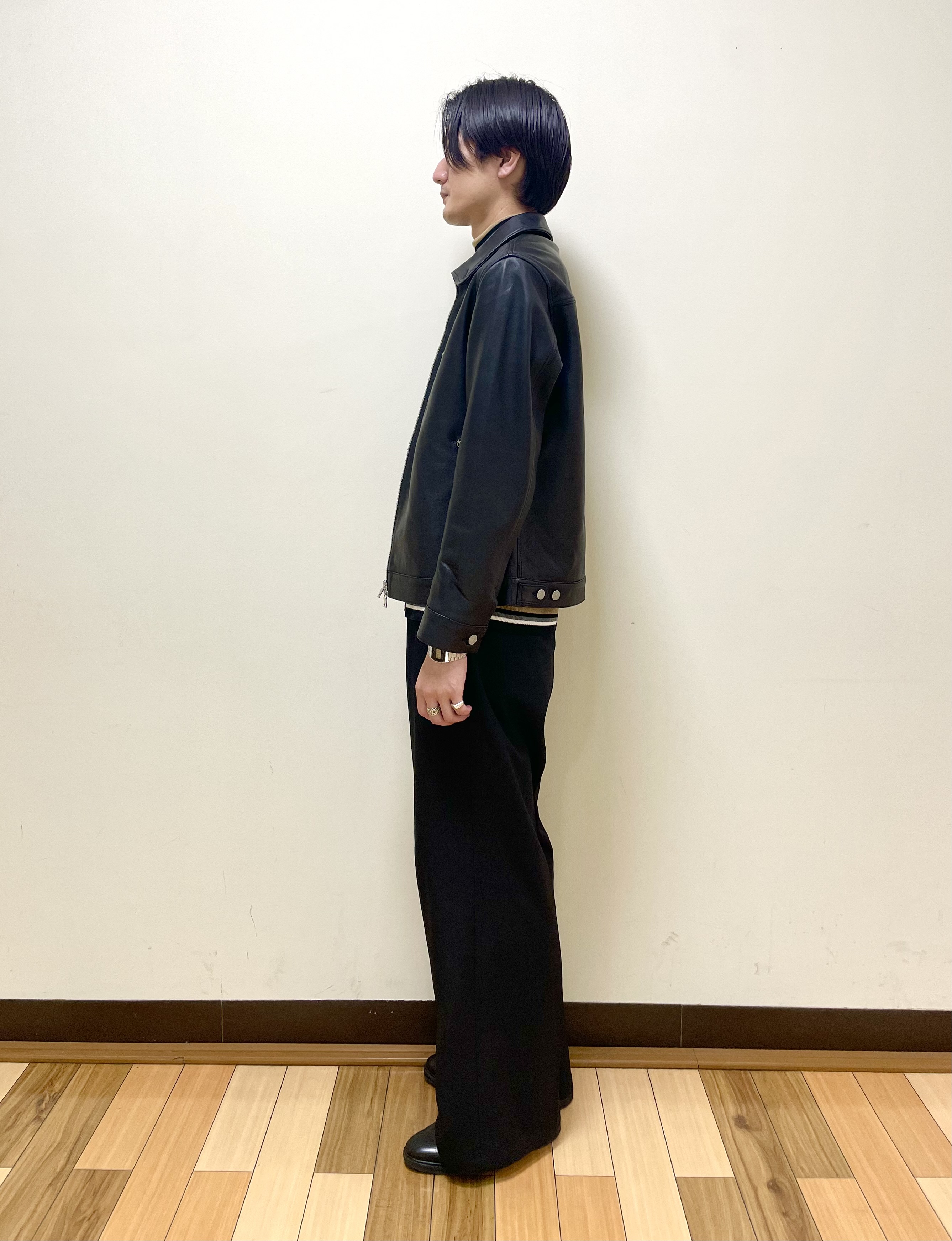 Seiyaさんの「TAKEO KIKUCHI｜【BOWLER HAT LABEL】シングルレザーライダースジャケット」を使ったコーディネート