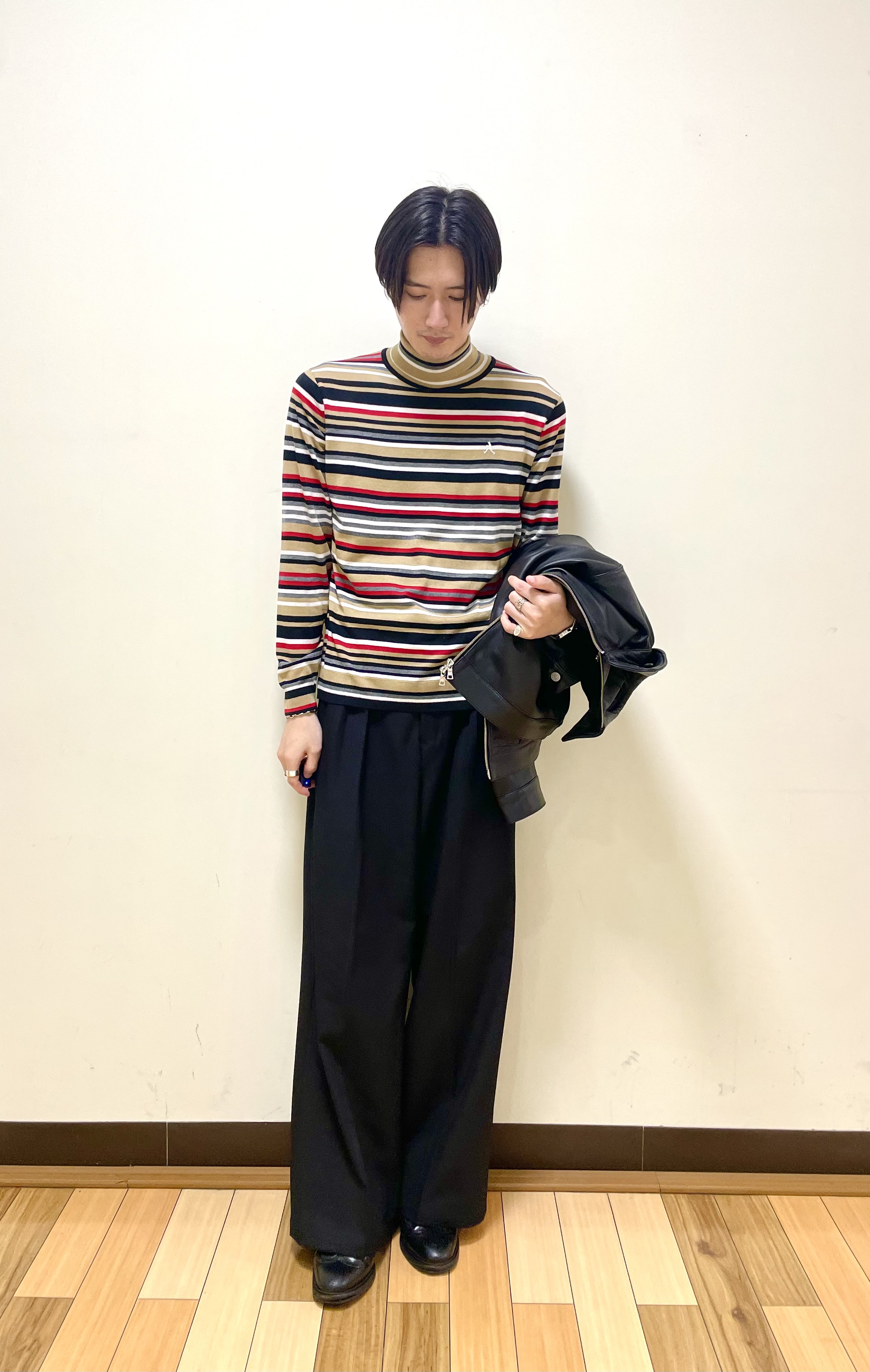 Seiyaさんの「TAKEO KIKUCHI｜【BOWLER HAT LABEL】シングルレザーライダースジャケット」を使ったコーディネート