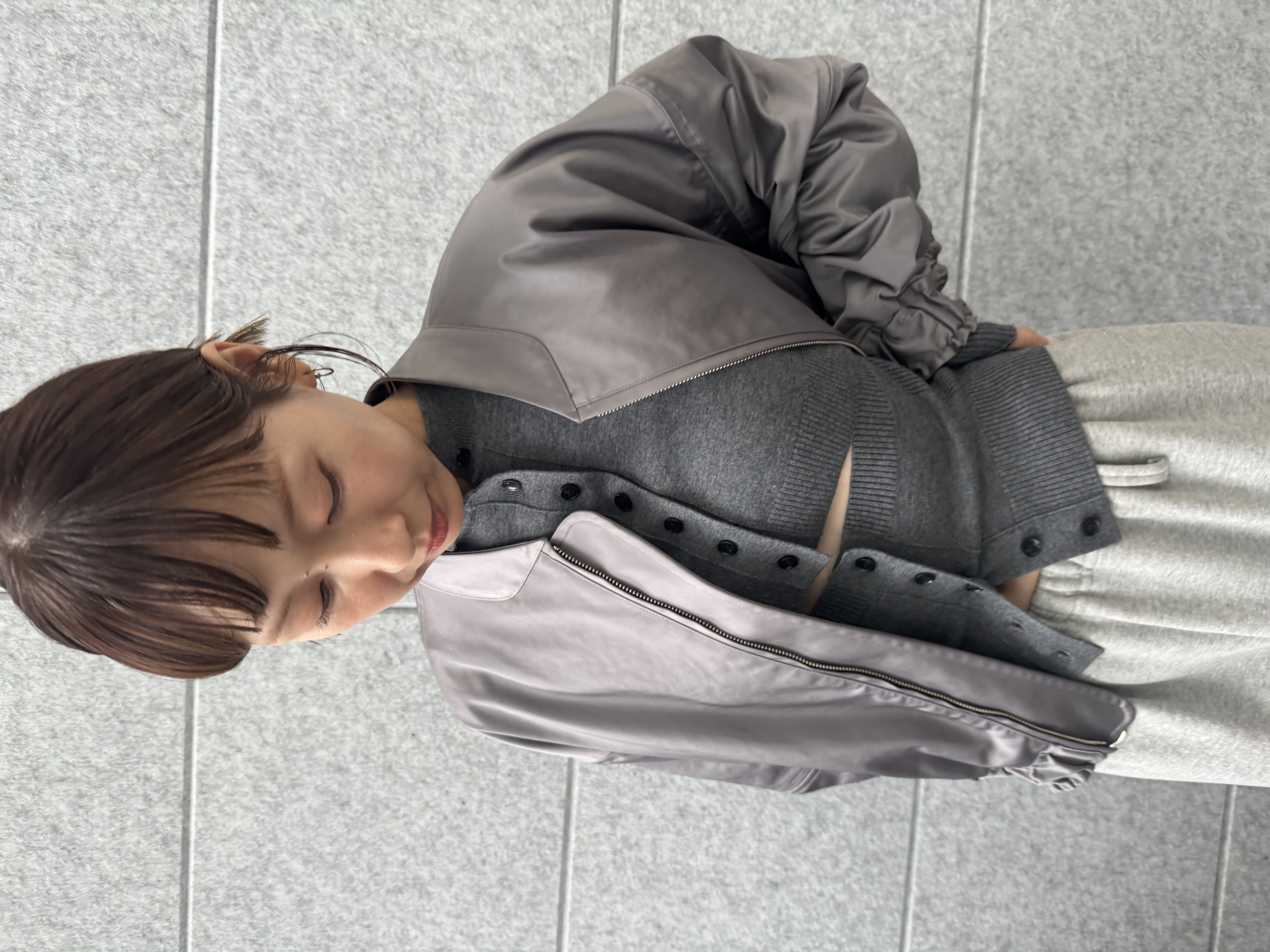 designer yukaさんの「CODE A｜【Re】satin bomber jacket」を使ったコーディネート