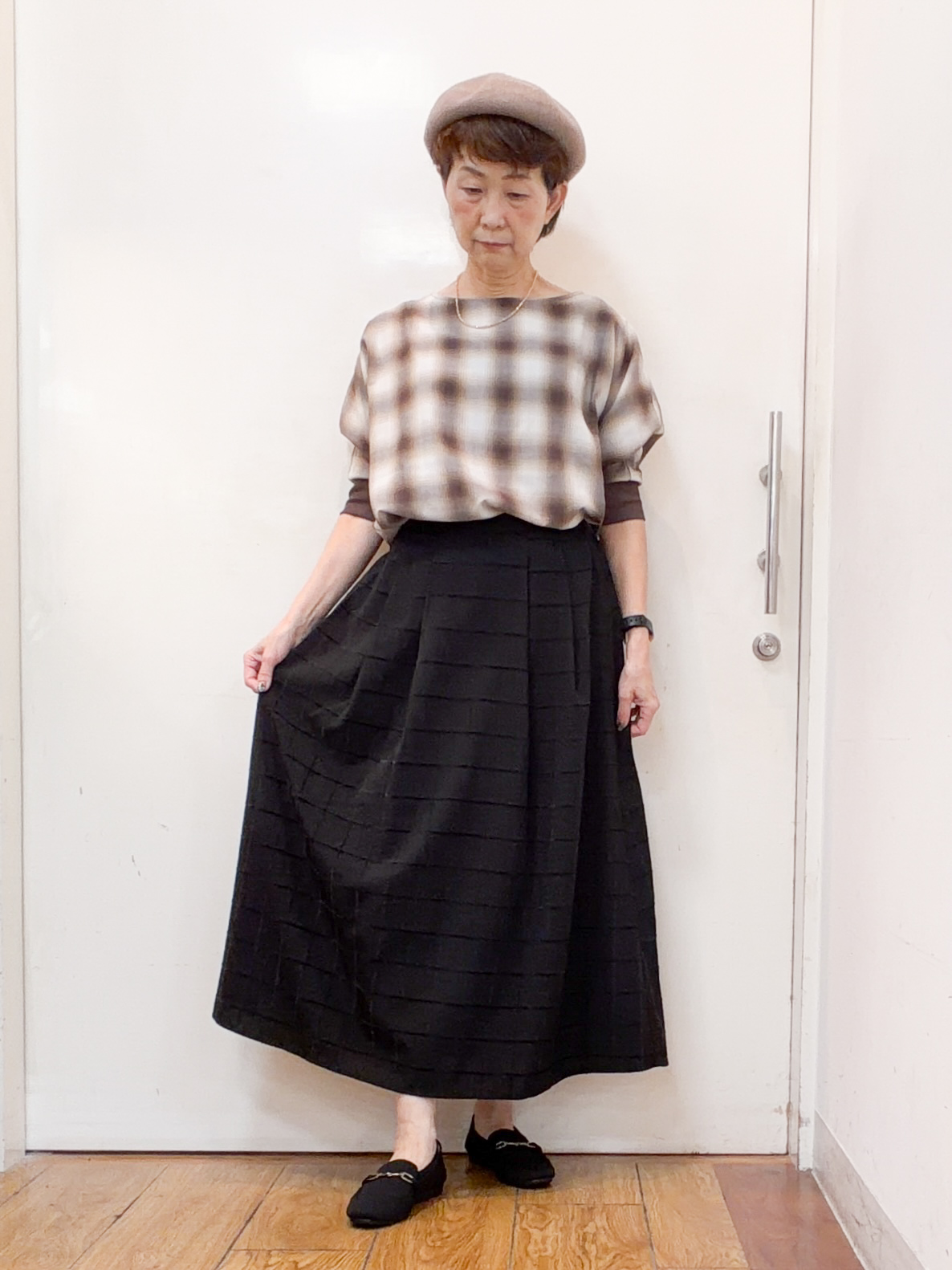 みぃさんの「SHOO･LA･RUE｜【着丈選べる/洗濯後しわになりにくい】インせず着られる ドルマンブラウス」を使ったコーディネート