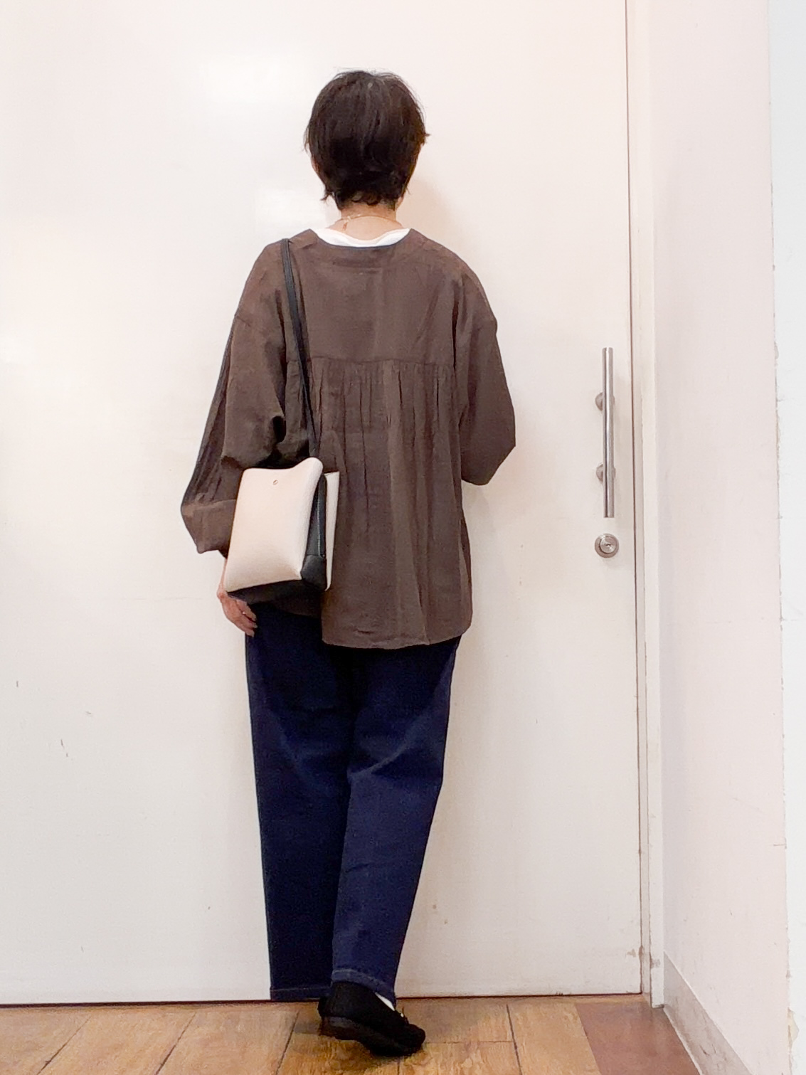 みぃさんの「SHOO･LA･RUE｜【S-LL/洗濯機可】着痩せシルエット シャーリングシャツカーディガン」を使ったコーディネート