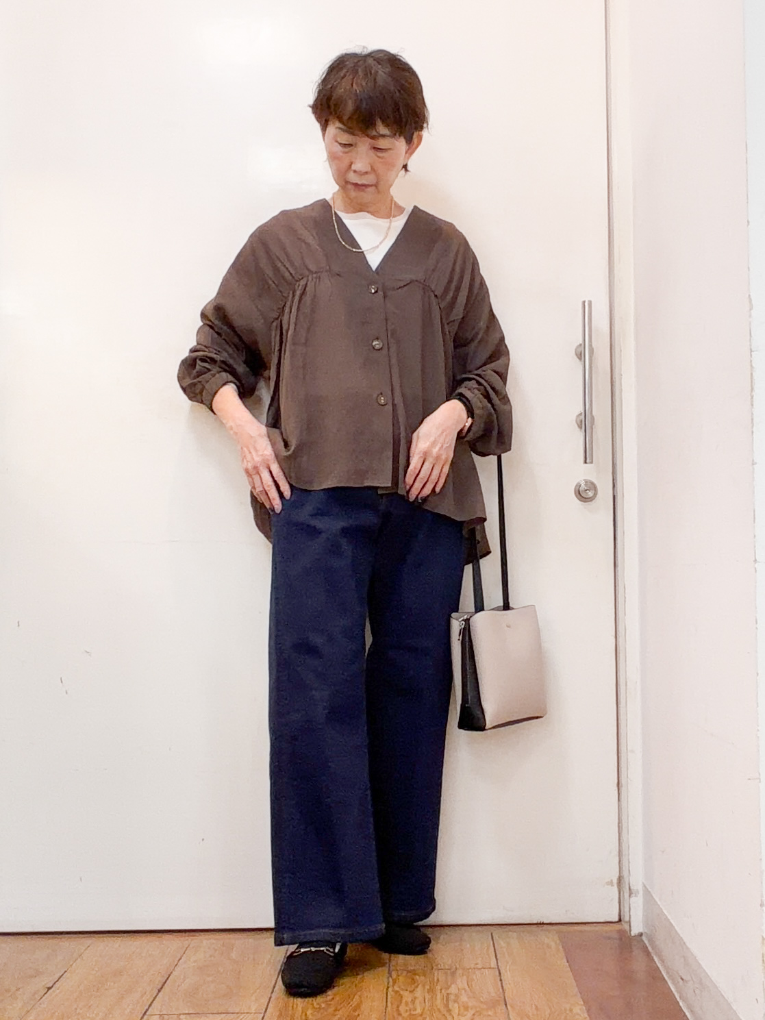みぃさんの「SHOO･LA･RUE｜【S-LL/洗濯機可】着痩せシルエット シャーリングシャツカーディガン」を使ったコーディネート