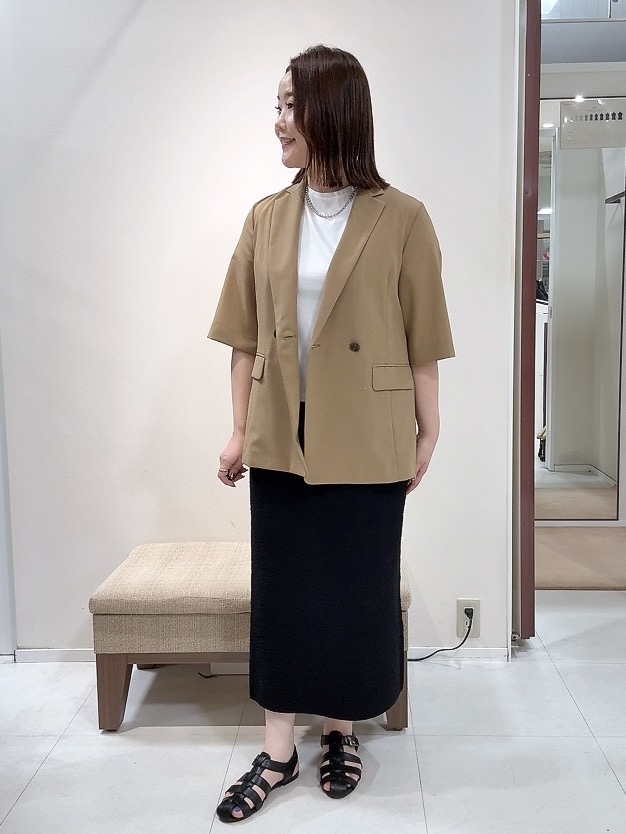YUIさんの「UNTITLED｜【秋の通勤羽織/セットアップ可/UVカット】エアリークール半袖ジャケット」を使ったコーディネート
