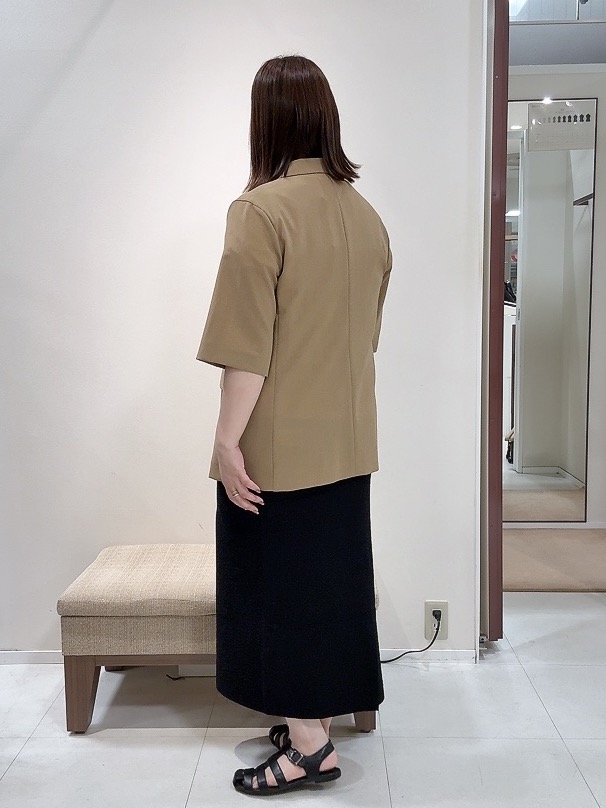YUIさんの「UNTITLED｜【秋の通勤羽織/セットアップ可/UVカット】エアリークール半袖ジャケット」を使ったコーディネート