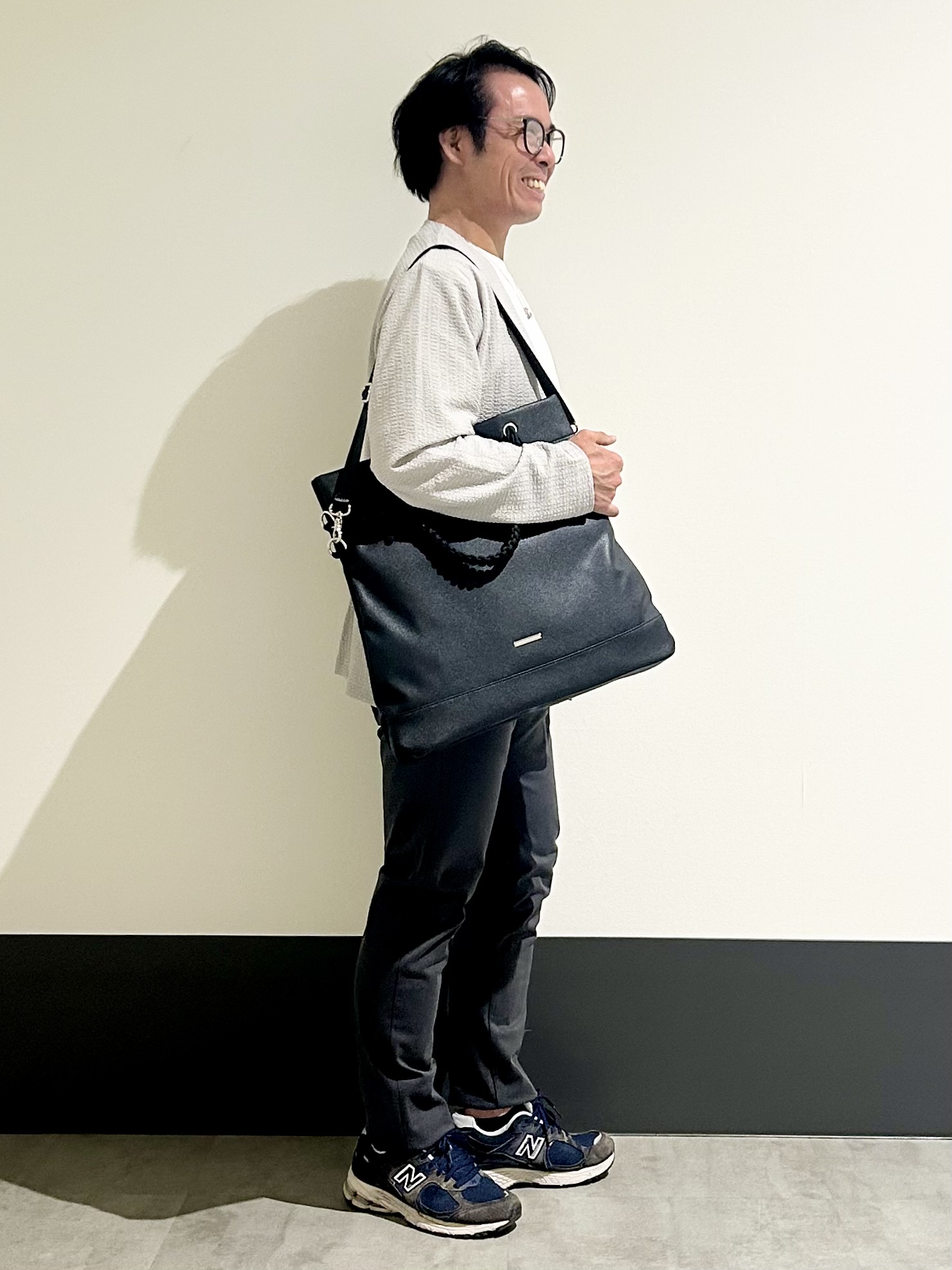KENJI Iさんの「THE SHOP TK｜【半袖Tシャツ付き／洗濯機OK】アンサンブル 長袖カーディガン」を使ったコーディネート