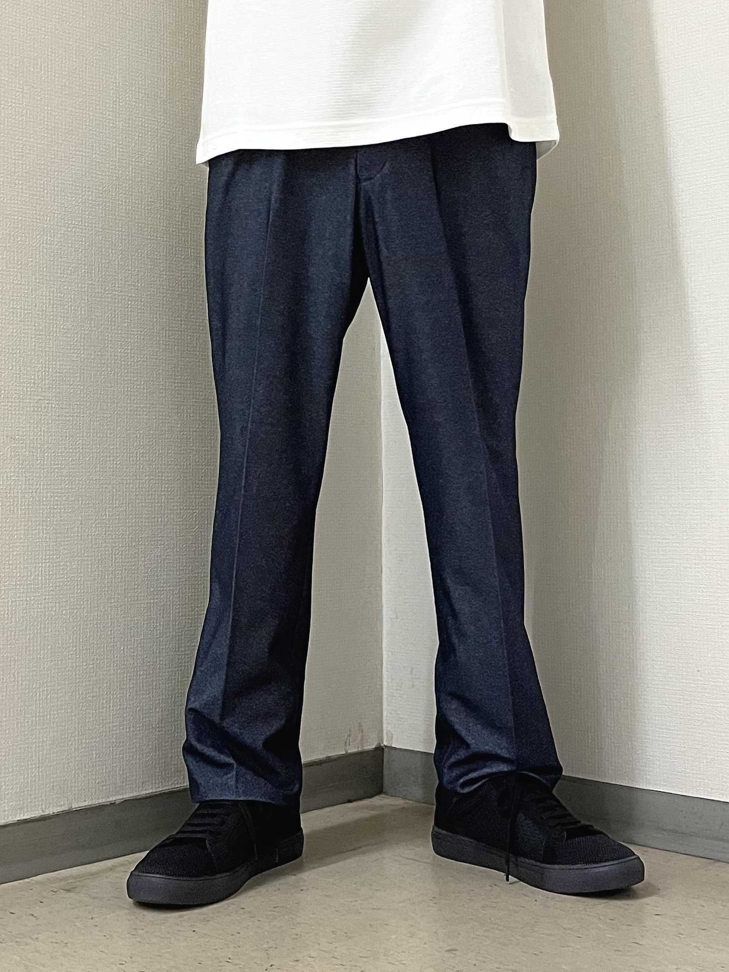 URAさんの「TAKEO KIKUCHI｜【360&deg;ストレッチ】デニムライクジャージ ジャケット」を使ったコーディネート