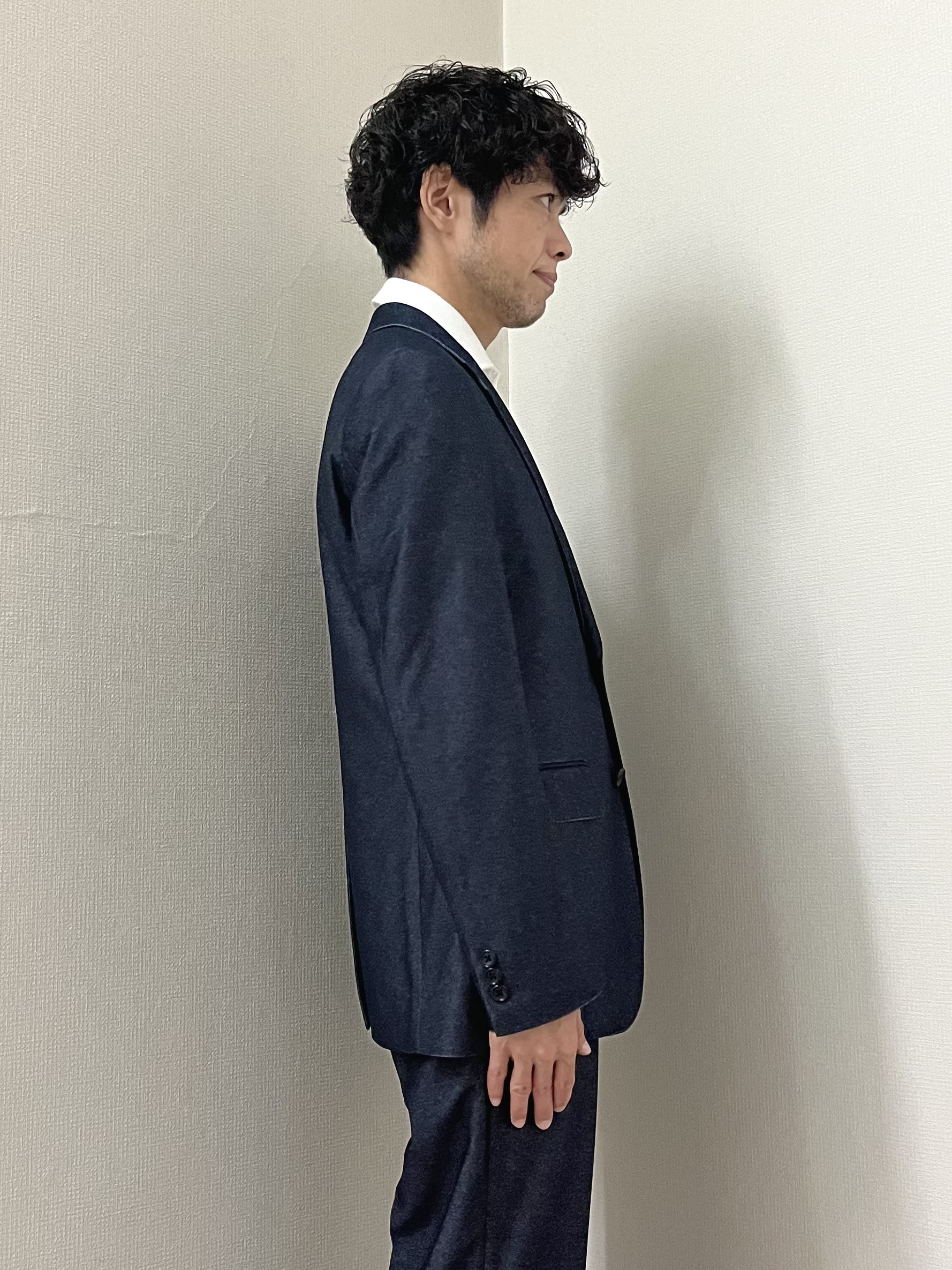 URAさんの「TAKEO KIKUCHI｜【360&deg;ストレッチ】デニムライクジャージ ジャケット」を使ったコーディネート