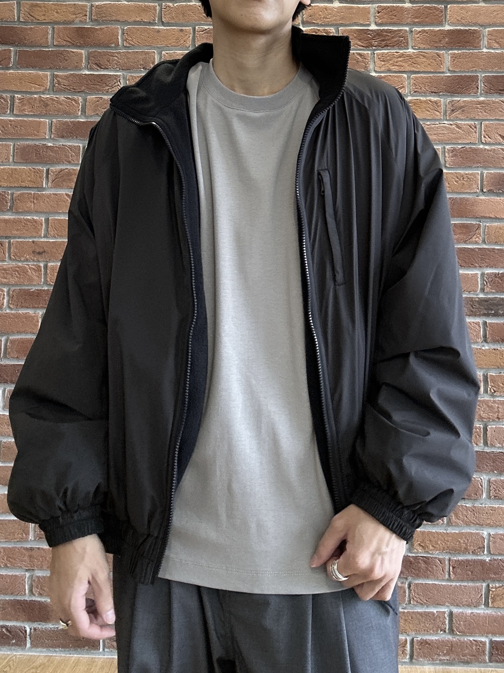 ドイさんの「tk.TAKEO KIKUCHI｜【別注】Dickies(R)　TRベルテッドパンツ」を使ったコーディネート