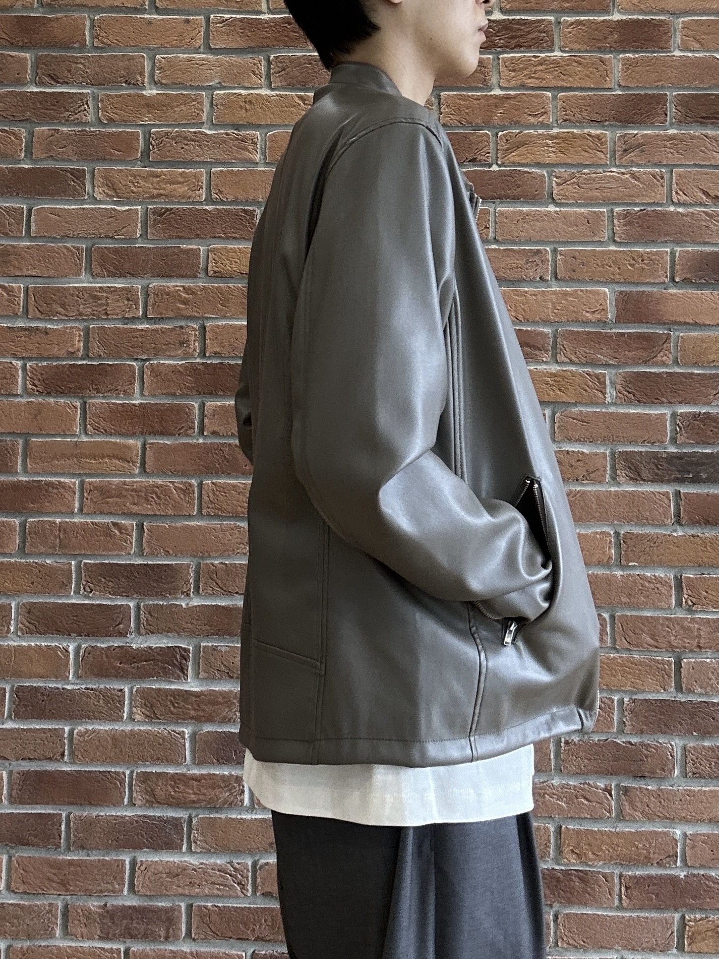 ドイさんの「tk.TAKEO KIKUCHI｜【別注】Dickies(R)　TRベルテッドパンツ」を使ったコーディネート