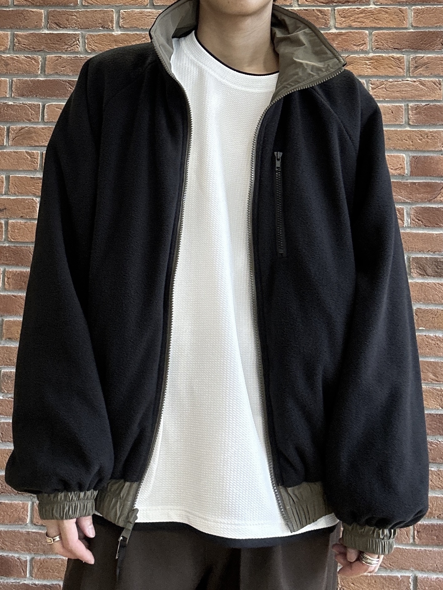 ドイさんの「tk.TAKEO KIKUCHI｜【汗シミ防止／UVカット】sweat stain proof series レギュラーTシャツ」を使ったコーディネート