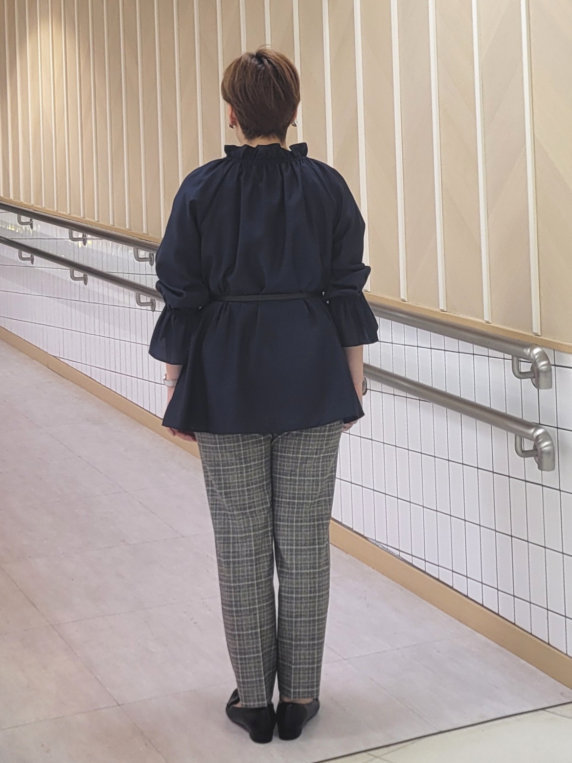 tomoさんの「COUP DE CHANCE｜【手洗い可】ギャザーフリルブラウス」を使ったコーディネート