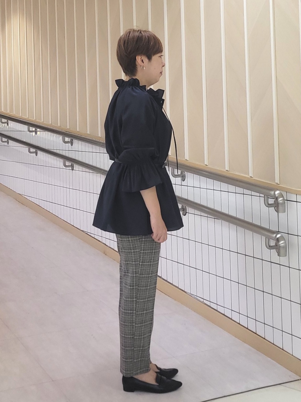 tomoさんの「COUP DE CHANCE｜【手洗い可】ギャザーフリルブラウス」を使ったコーディネート