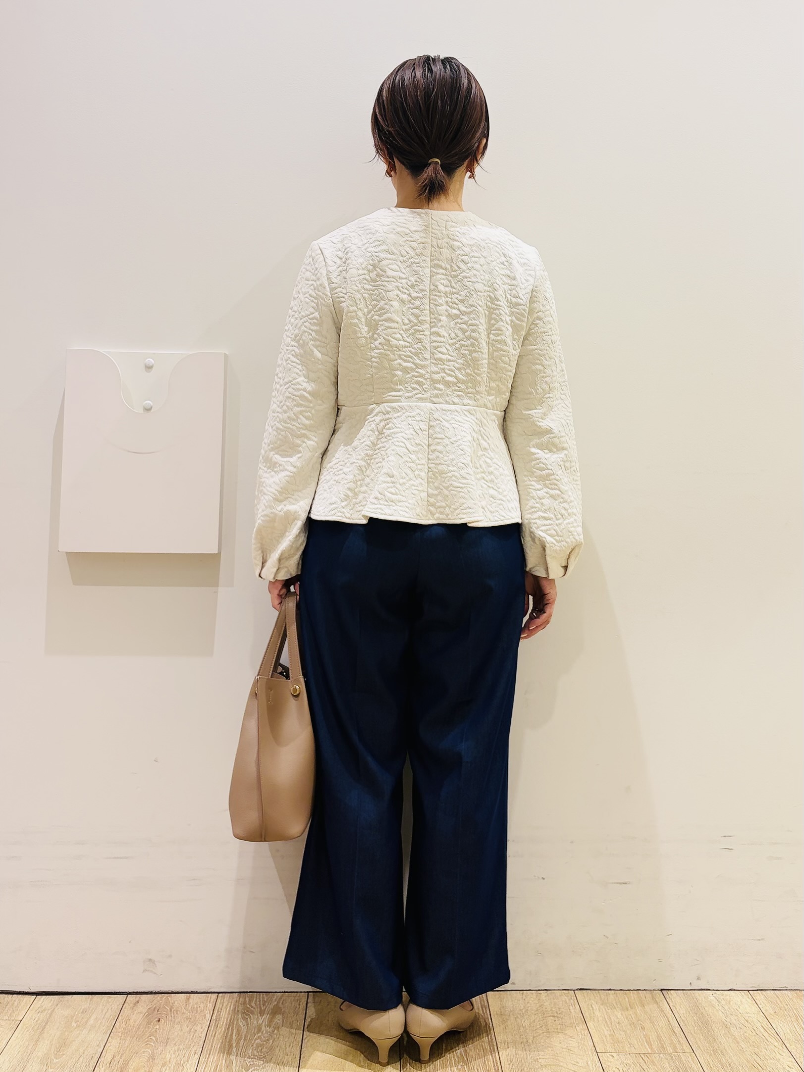 YUKOさんの「index｜ジャカードノーカラーブルゾン【洗濯機OK】」を使ったコーディネート