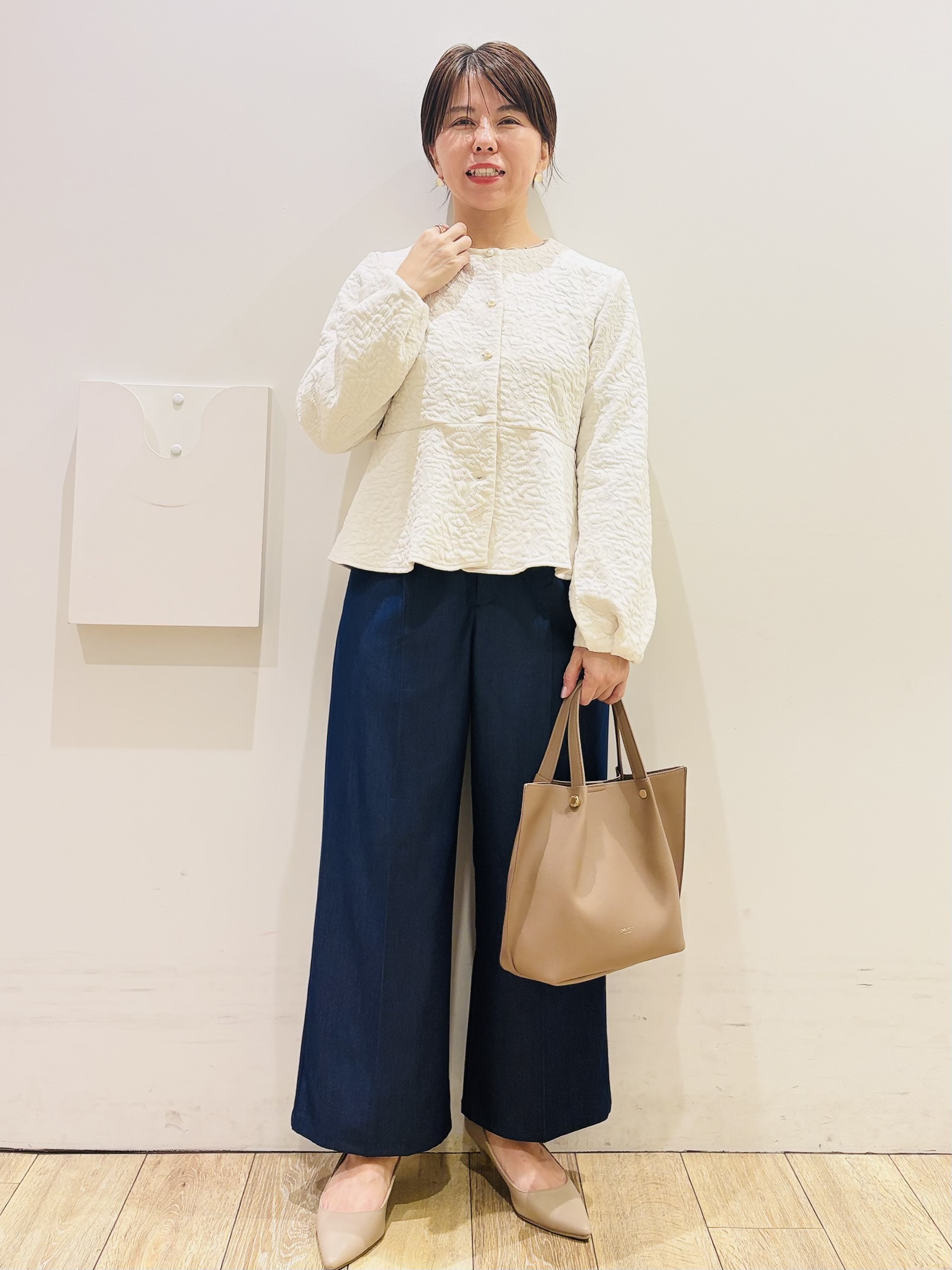 YUKOさんの「index｜ジャカードノーカラーブルゾン【洗濯機OK】」を使ったコーディネート