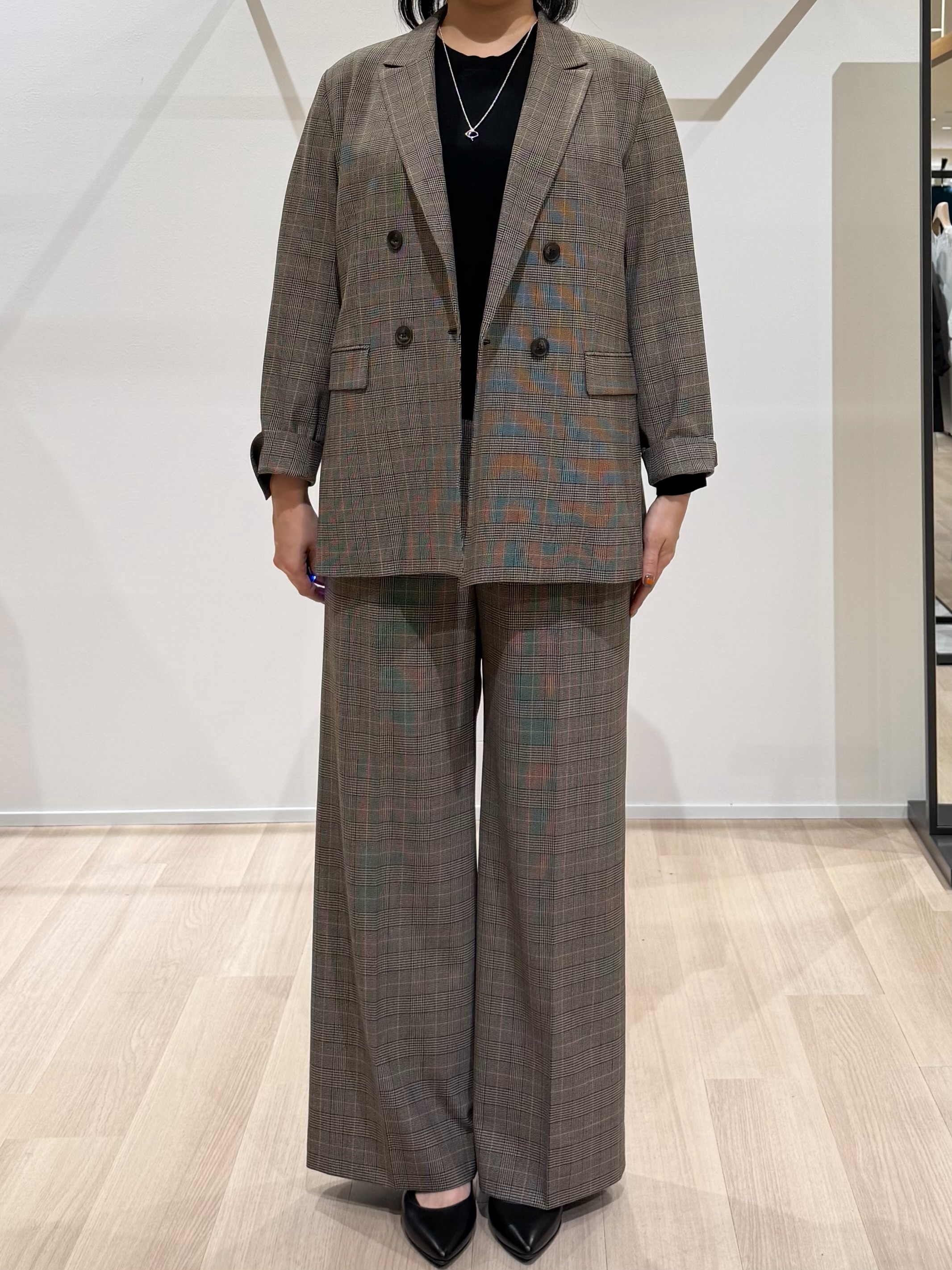 TOMOMIさんの「UNTITLED｜【選べる6色／ストレッチ◎】きれいめドルマンスリーブニット」を使ったコーディネート