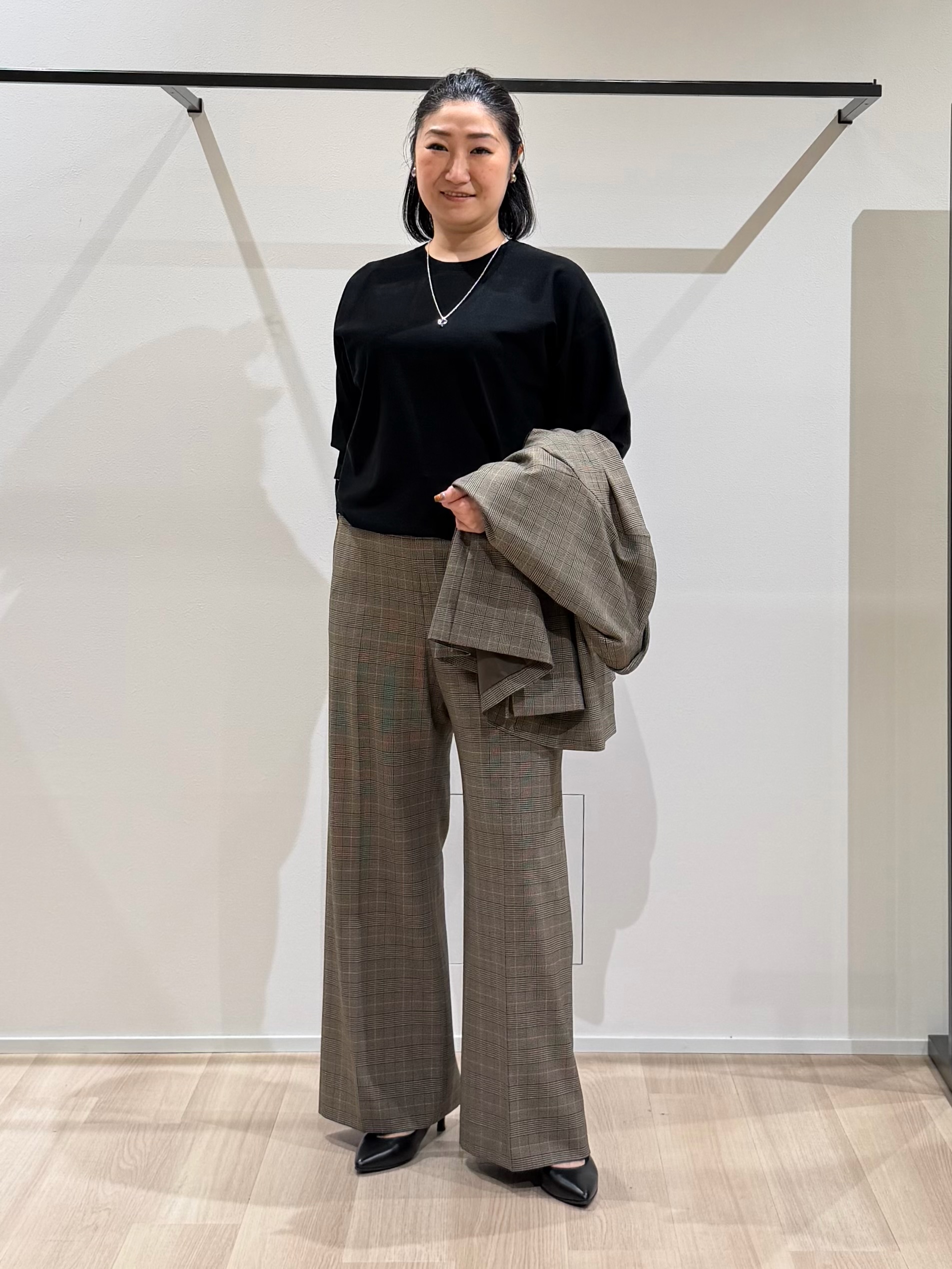 TOMOMIさんの「UNTITLED｜【洗濯機OK／ストレッチ◎】秋はじめのダブルジャケット」を使ったコーディネート
