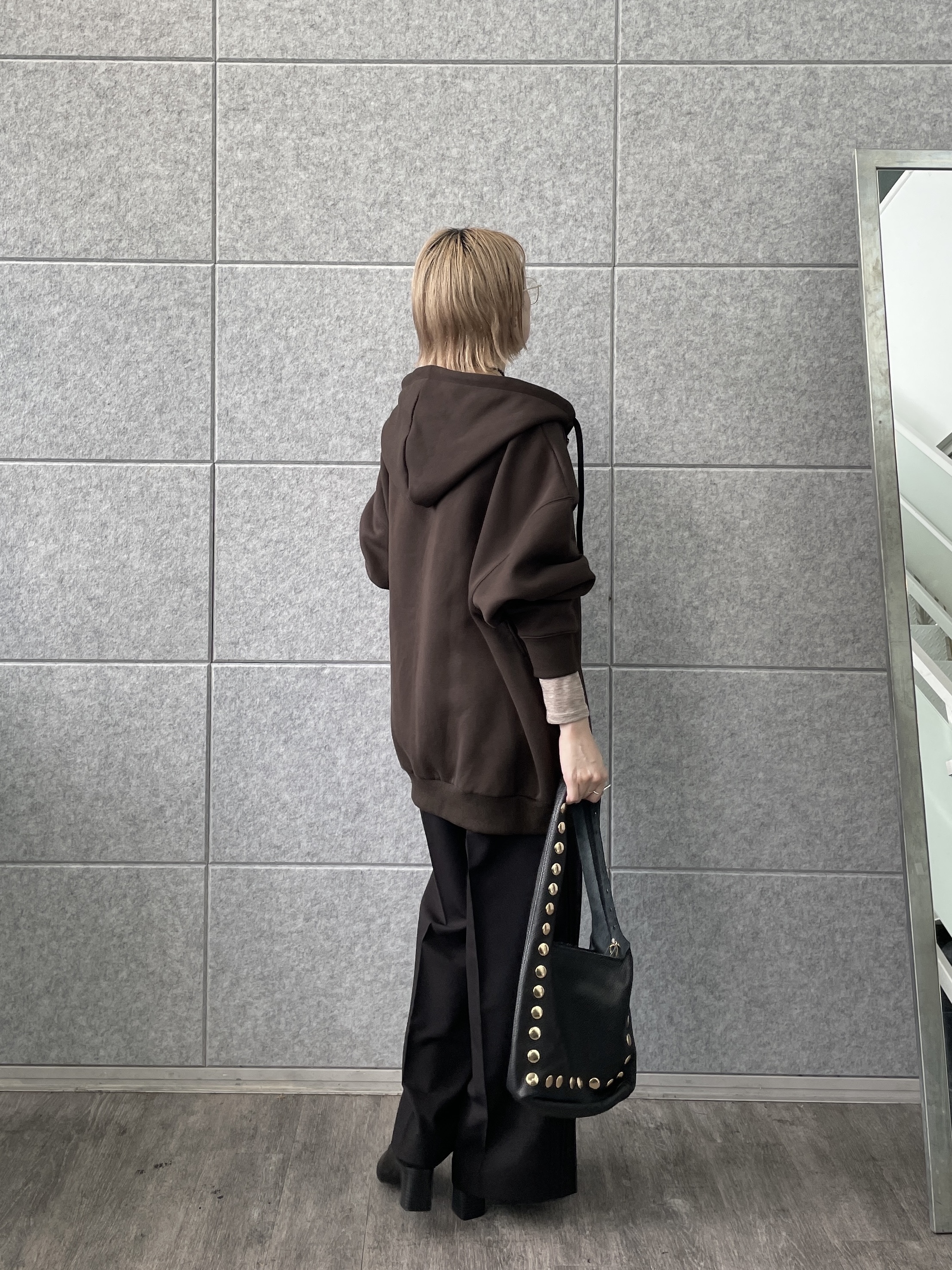 mikuさんの「INDIVI｜ドレープカットソー」を使ったコーディネート