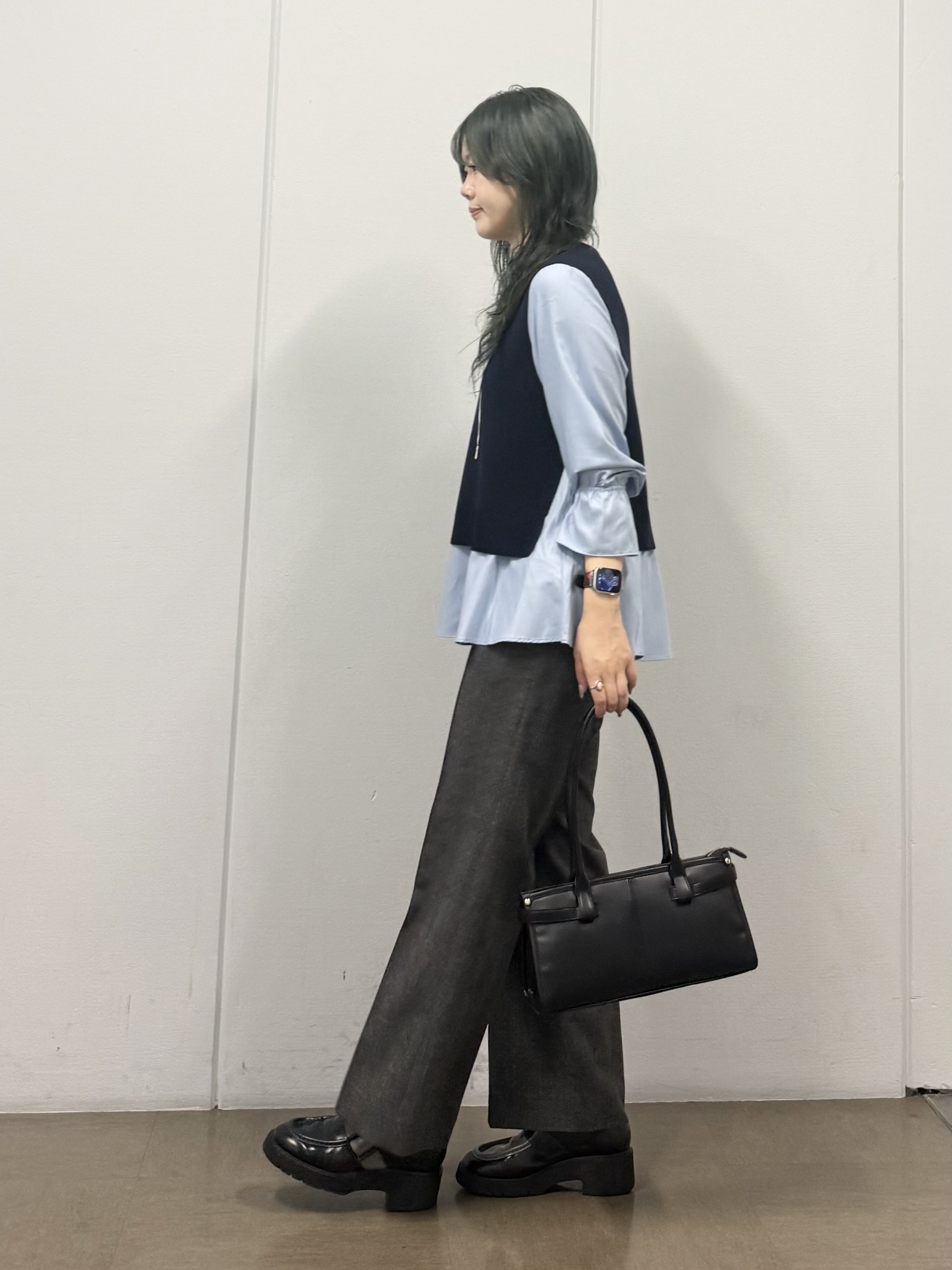 mizukiさんの「INDIVI｜【洗える／1枚でコーデ完成】重ね着風ニットトップス」を使ったコーディネート