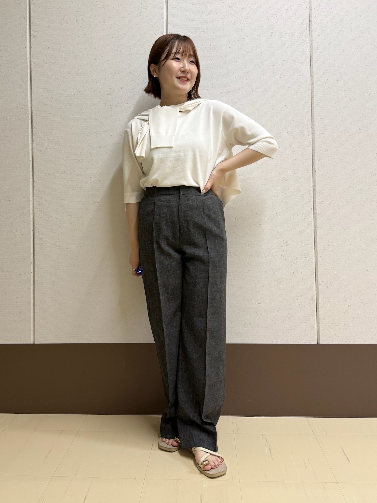 Rikoさんの「INDIVI｜【洗える／UVケア】チェック柄ストレートパンツ」を使ったコーディネート