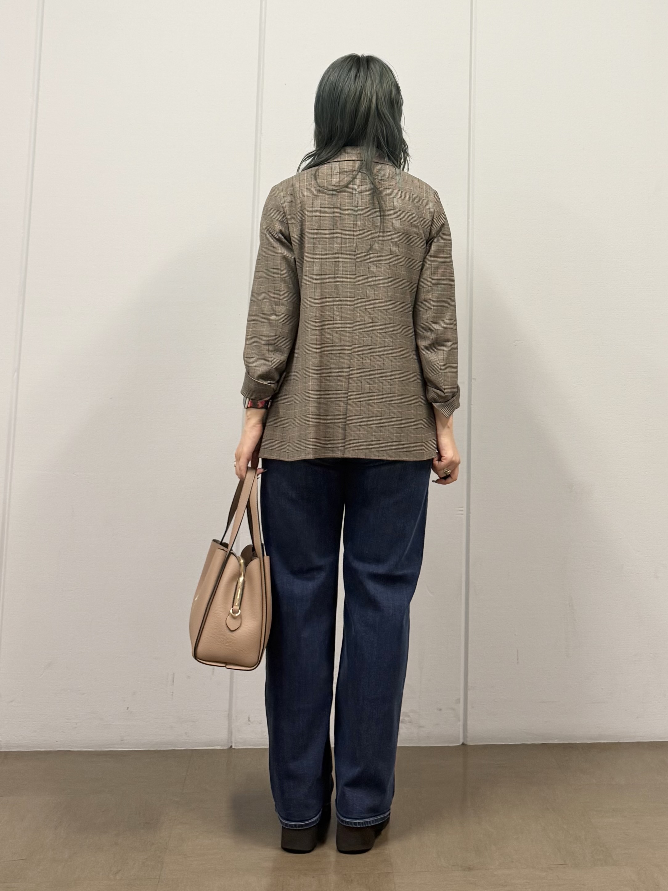 mizukiさんの「INDIVI｜【洗濯機OK／ストレッチ◎】秋はじめのダブルジャケット」を使ったコーディネート