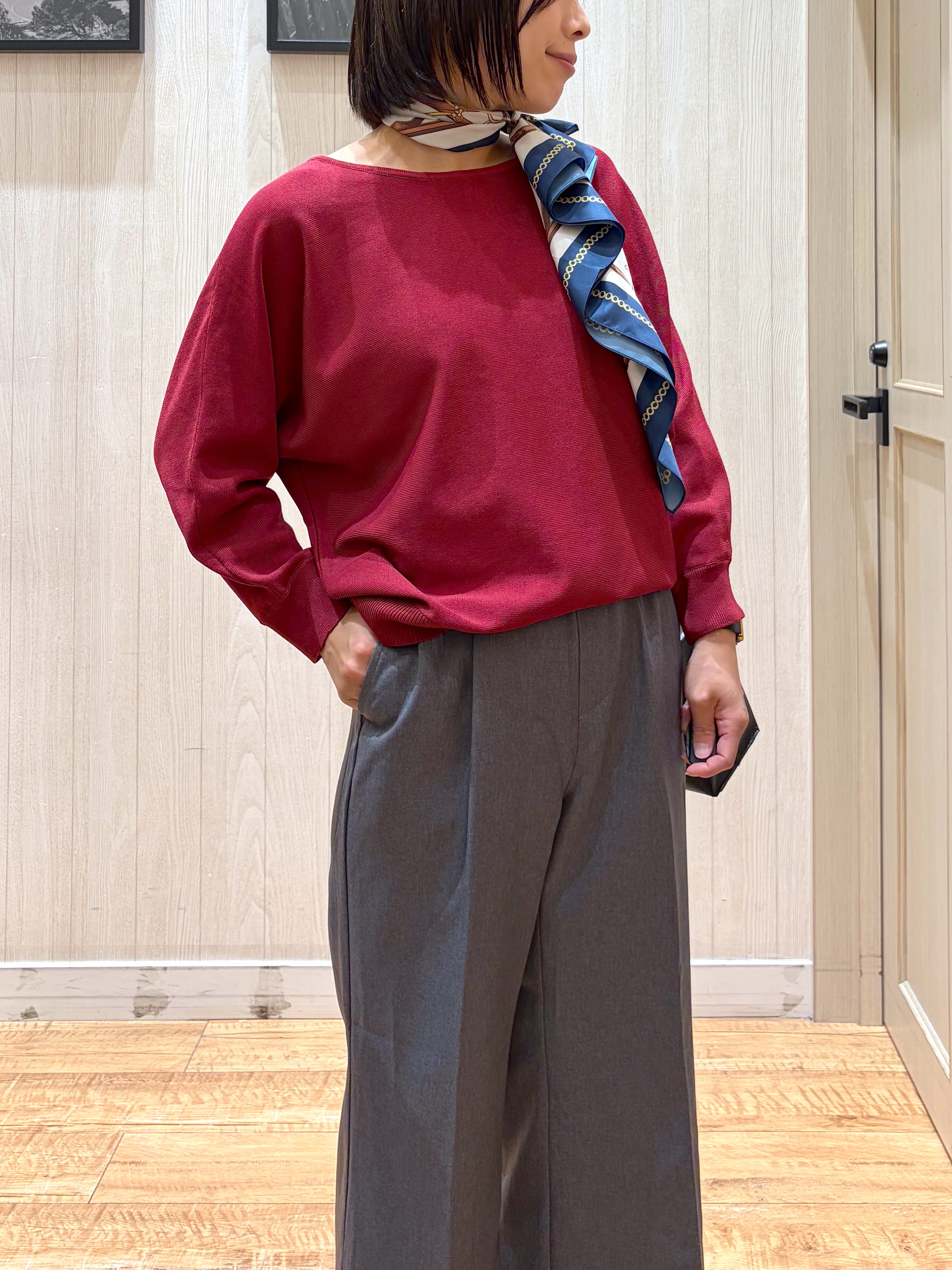 shirayuuuさんの「SHOO･LA･RUE｜【洗濯機可】軽やかでさらっとしたタッチ すっきり見えドルマンニット」を使ったコーディネート