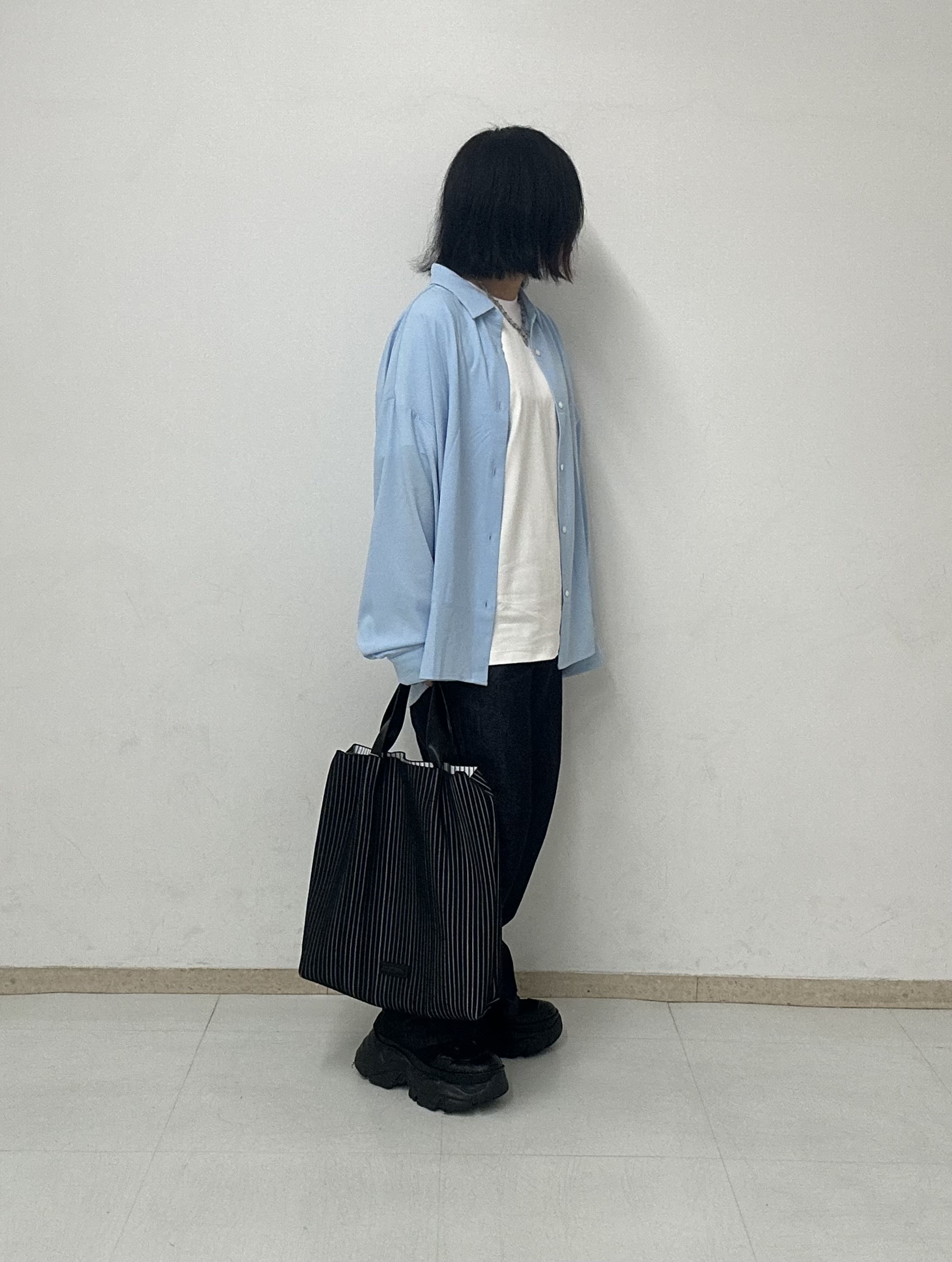 MANAさんの「tk.TAKEO KIKUCHI｜【汗シミ防止／UVカット】sweat stain proof series レギュラーTシャツ」を使ったコーディネート