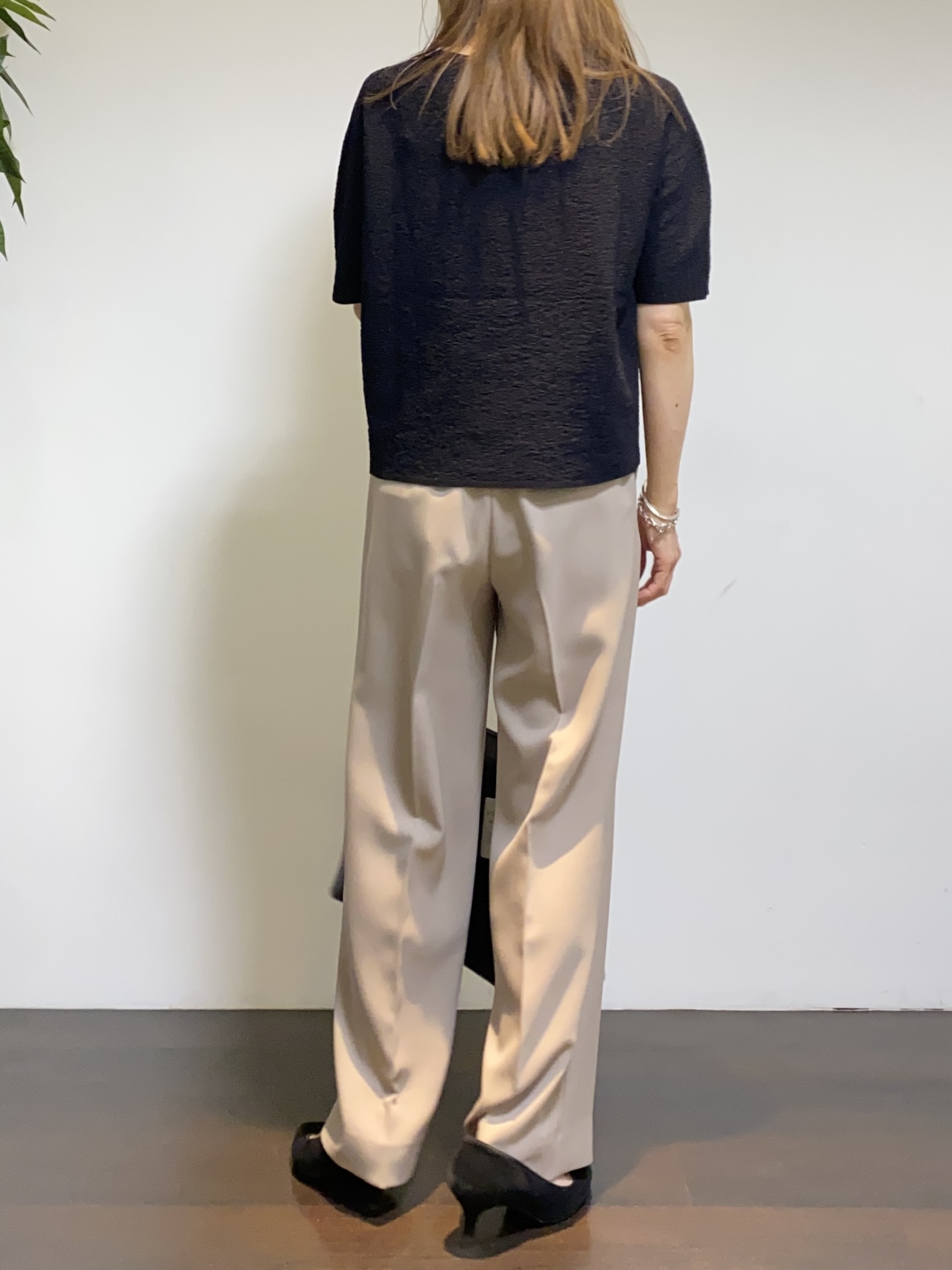 tomoさんの「UNTITLED｜【新色追加/セットアップ可】エアリー ダブルブレストジャケット」を使ったコーディネート