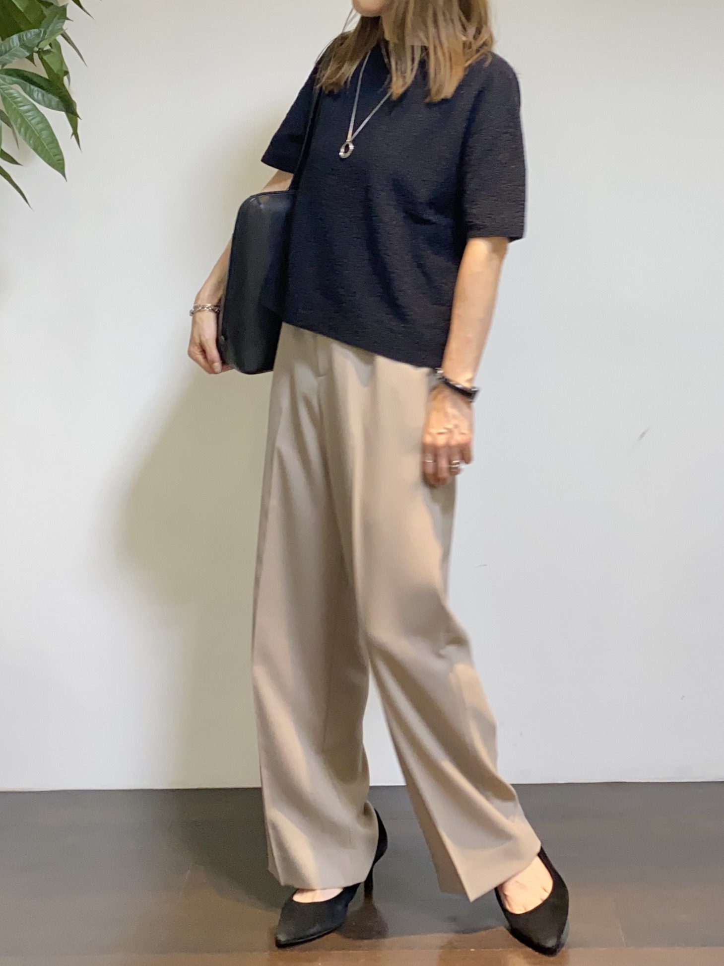 tomoさんの「UNTITLED｜【新色追加/セットアップ可】エアリー ダブルブレストジャケット」を使ったコーディネート