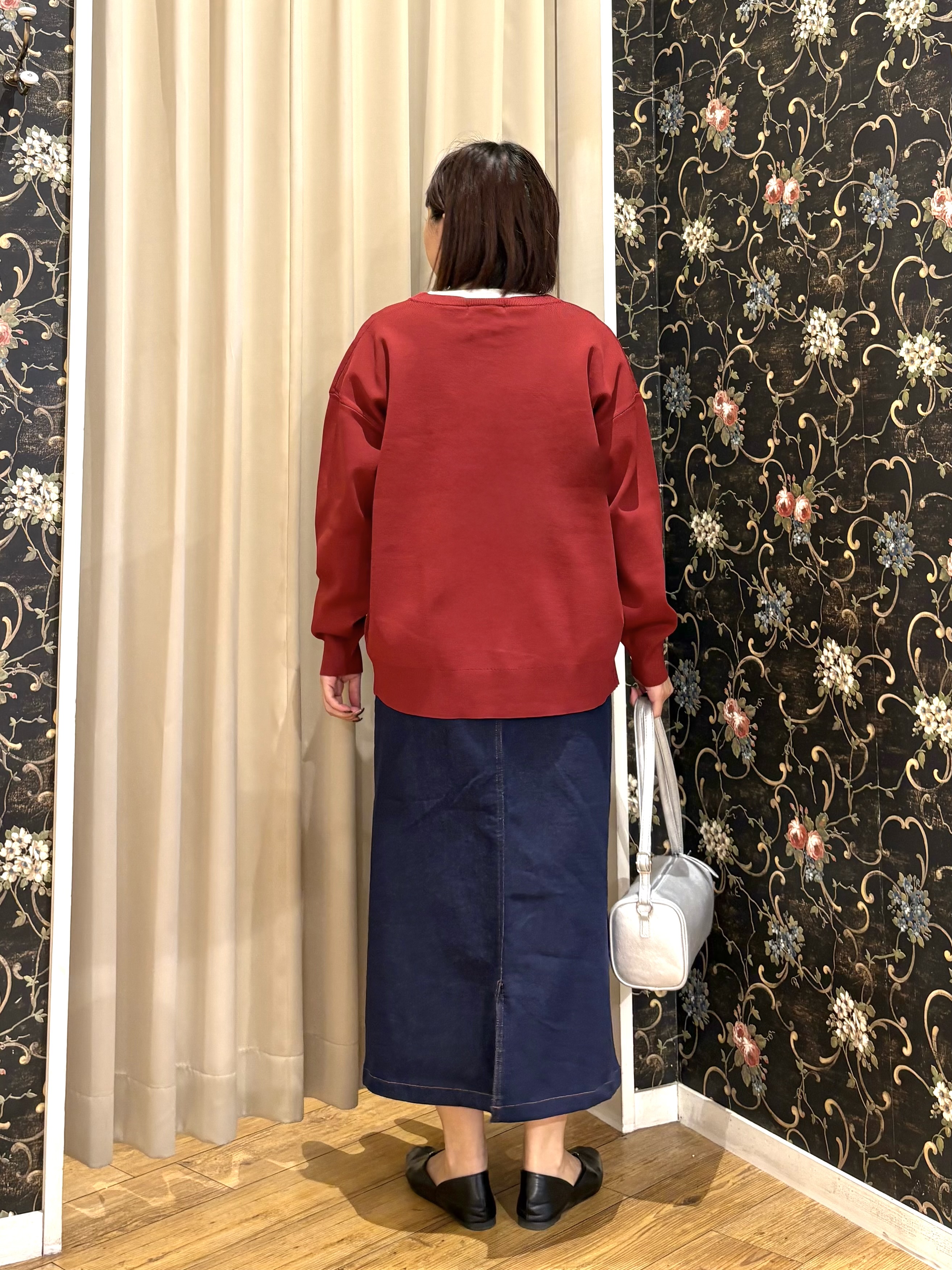 ネリさんの「SHOO･LA･RUE｜【セットアップ可/洗濯機可】軽やかに羽織れる スポンディッシュ ニットカーディガン」を使ったコーディネート