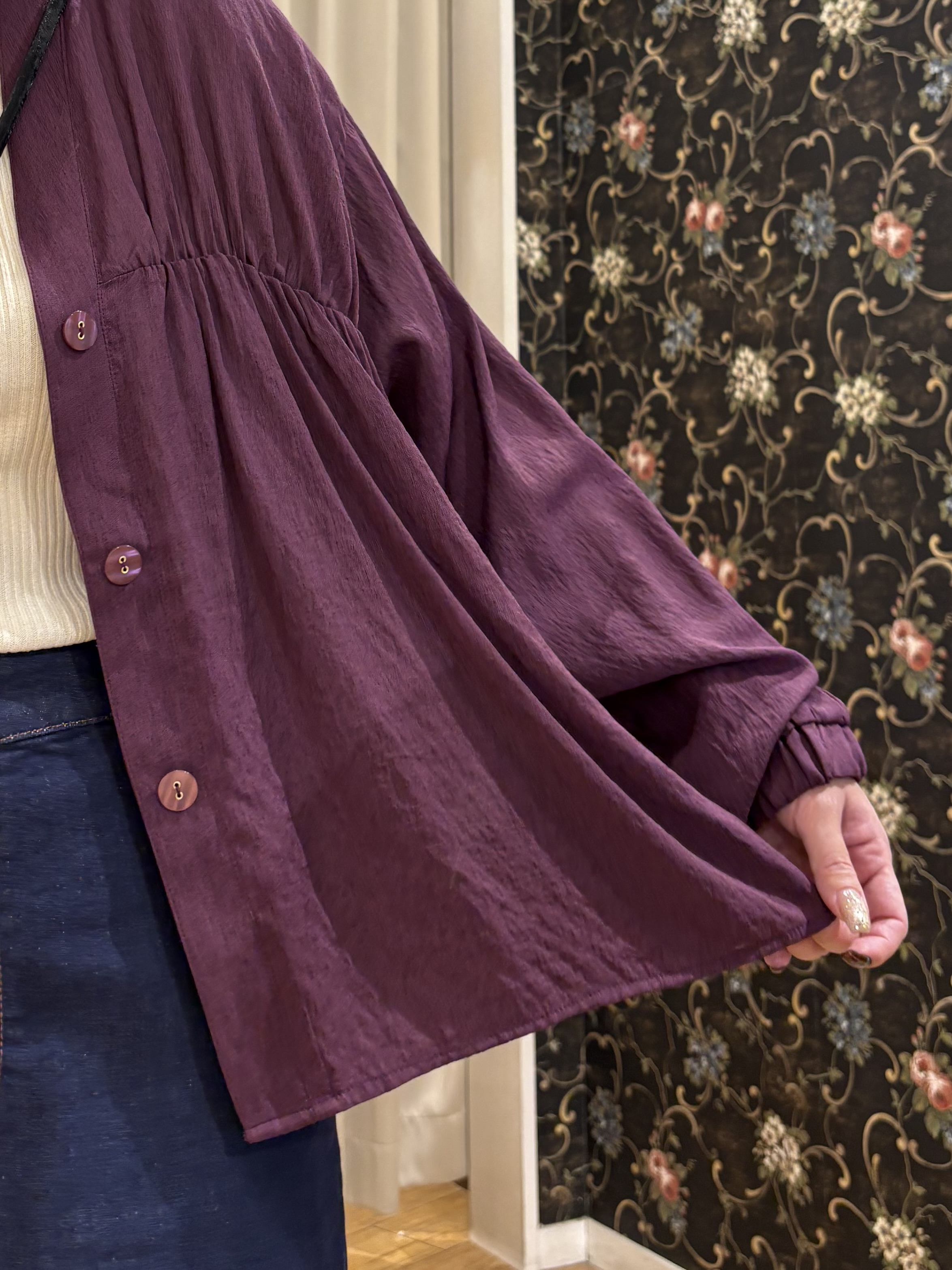 ネリさんの「SHOO･LA･RUE｜シャーリングシャツカーディガン」を使ったコーディネート