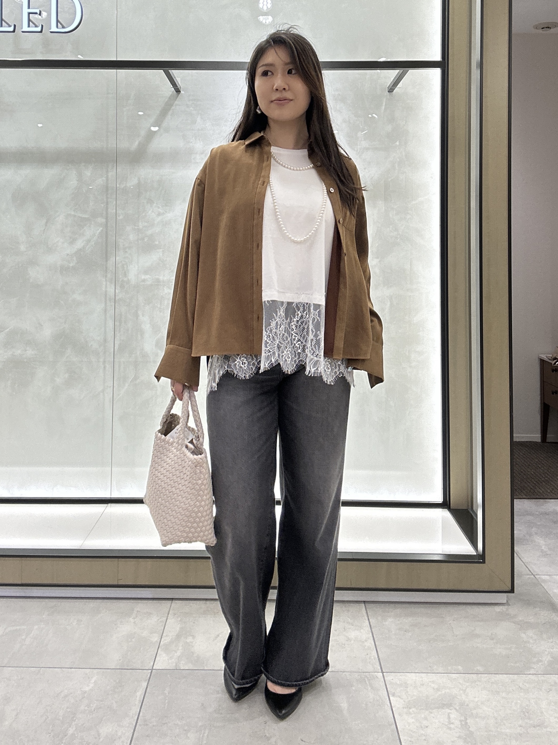 YURIさんの「UNTITLED｜レースドッキングプルオーバー」を使ったコーディネート