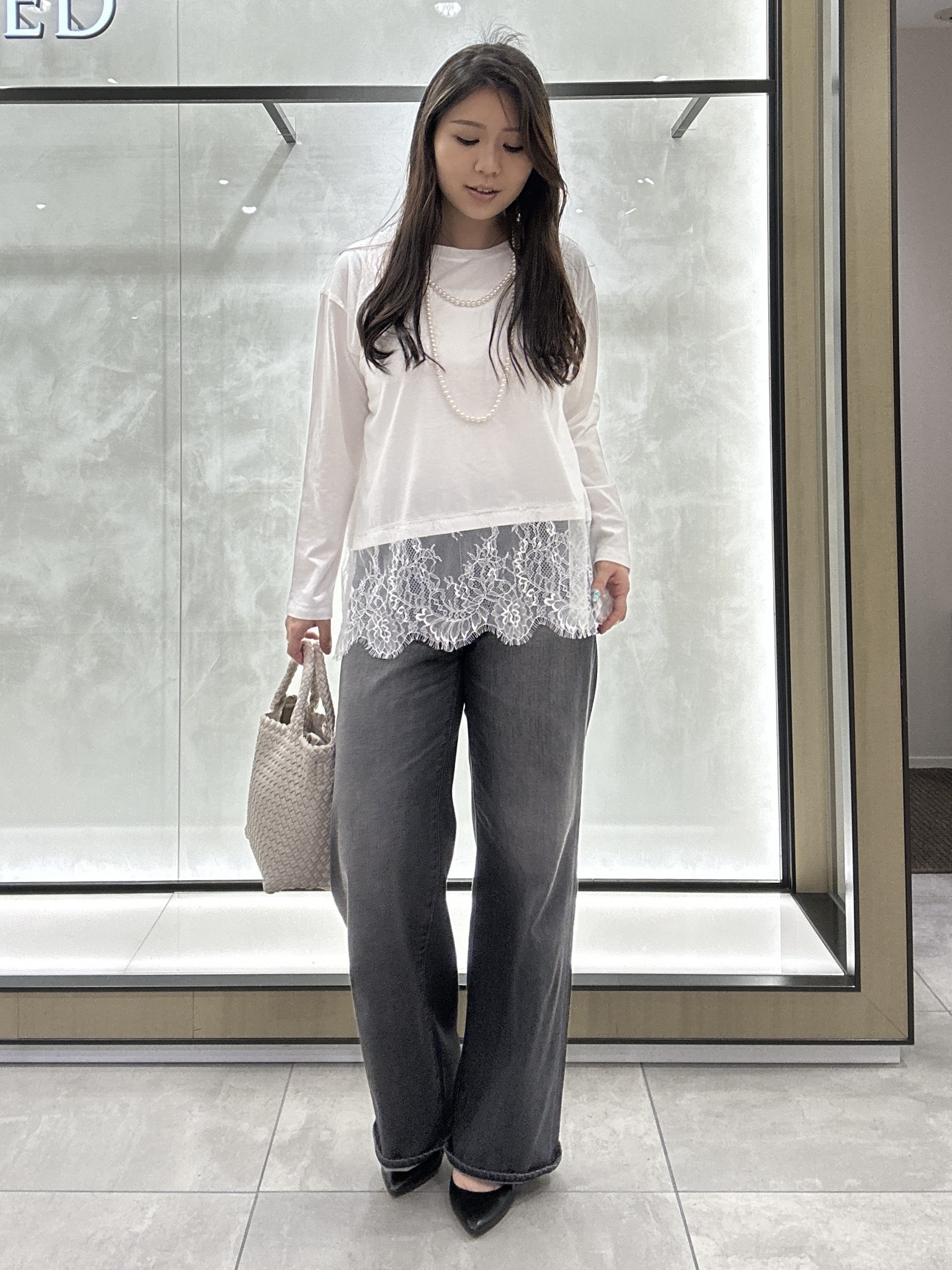 YURIさんの「UNTITLED｜レースドッキングプルオーバー」を使ったコーディネート